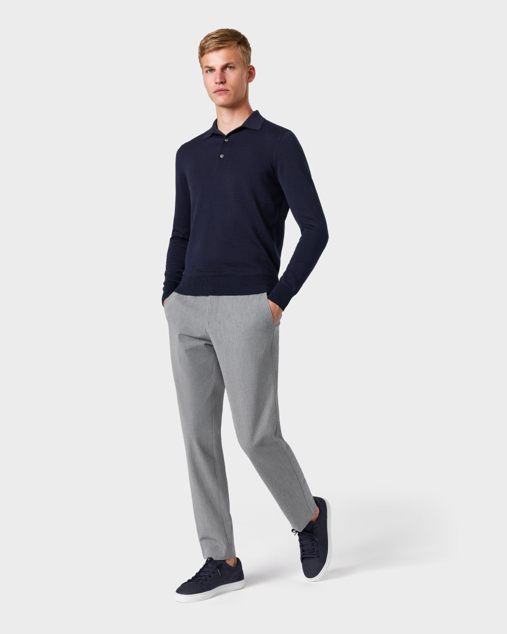 TP 03 Essence Ash Grey
