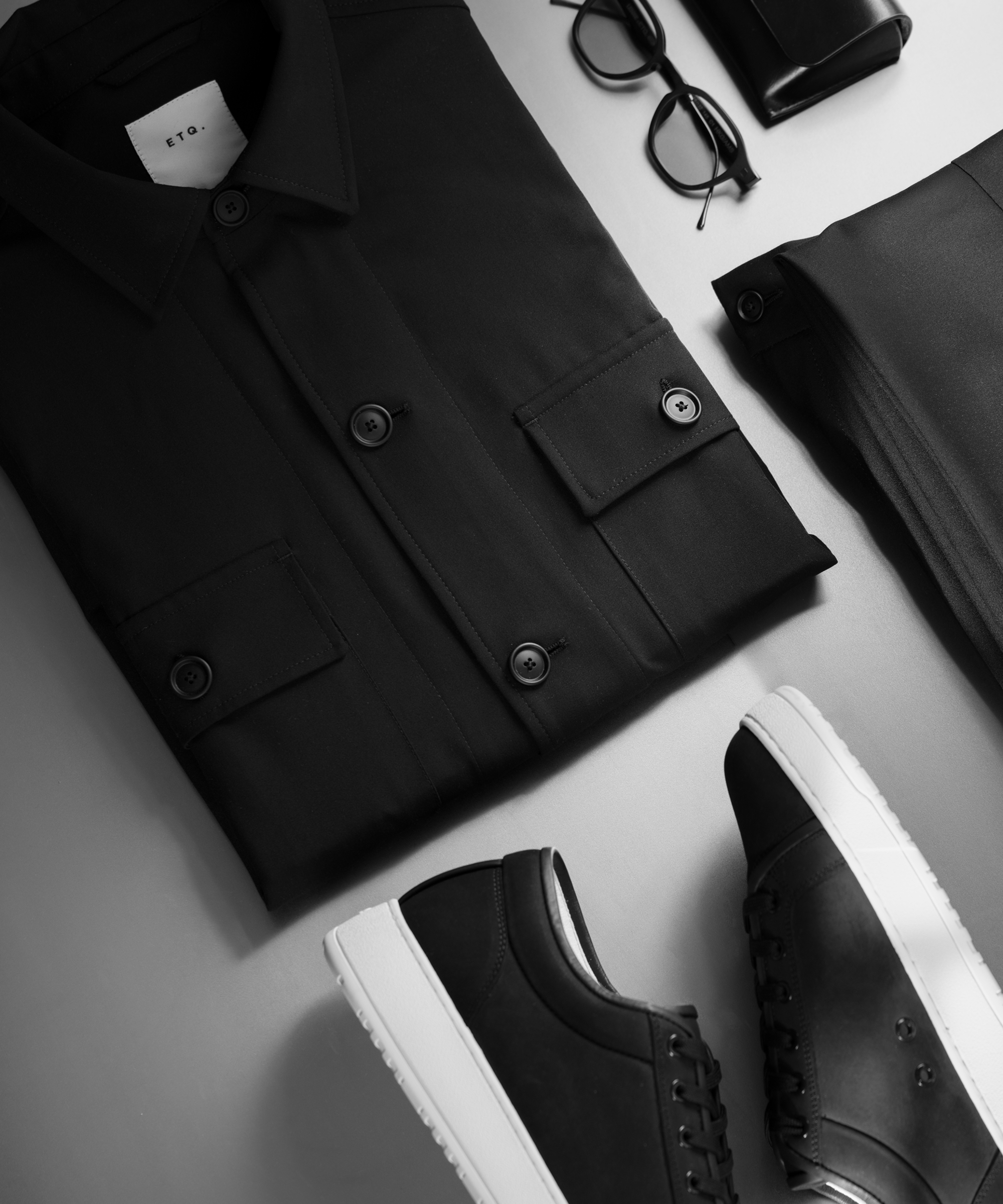 Essence Suit Black