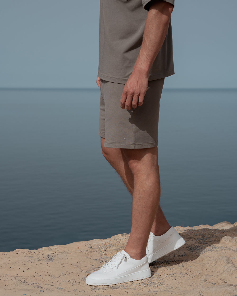 ST 04 Essence Desert Taupe