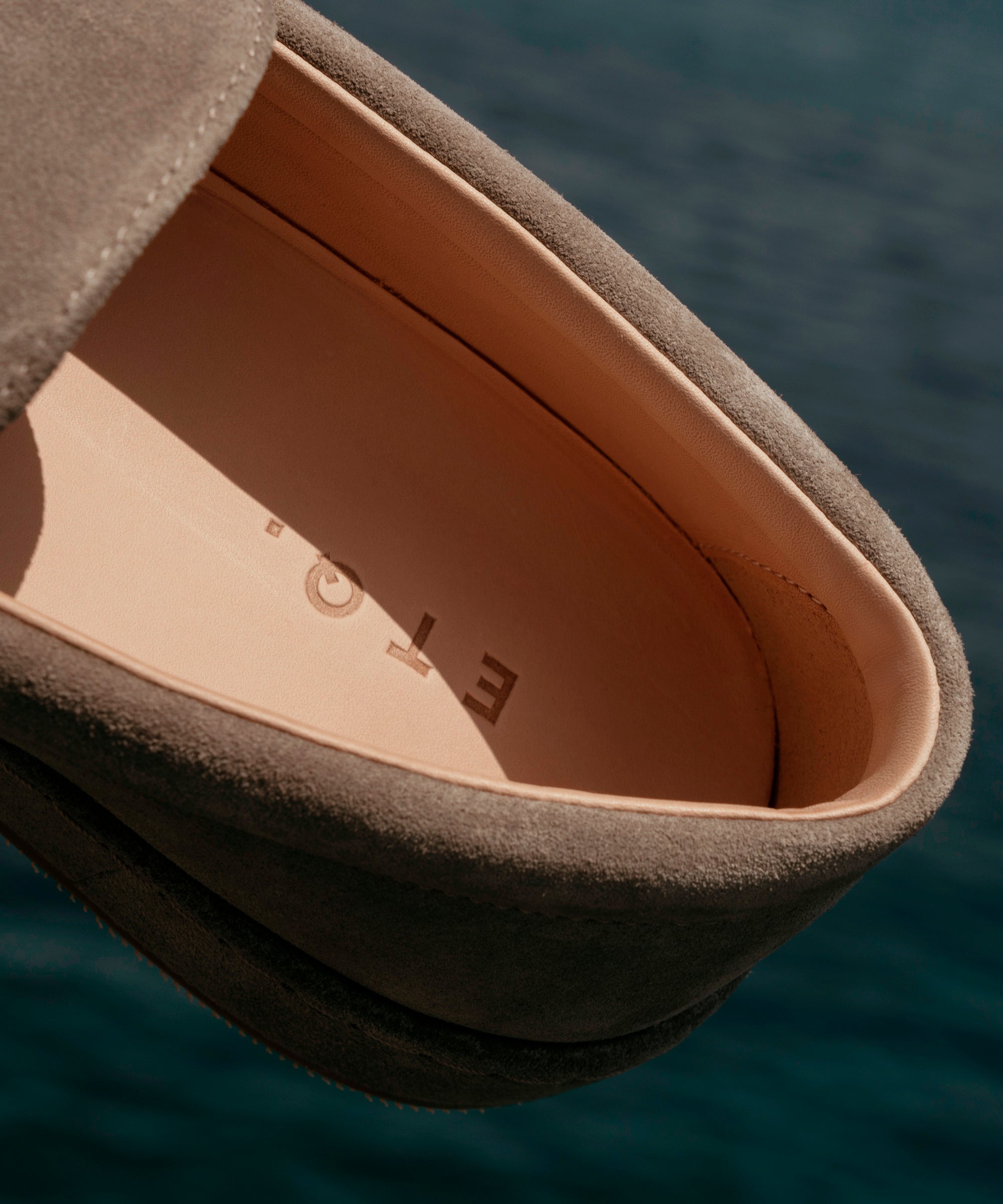 LS 01 Full-Suede Desert Taupe