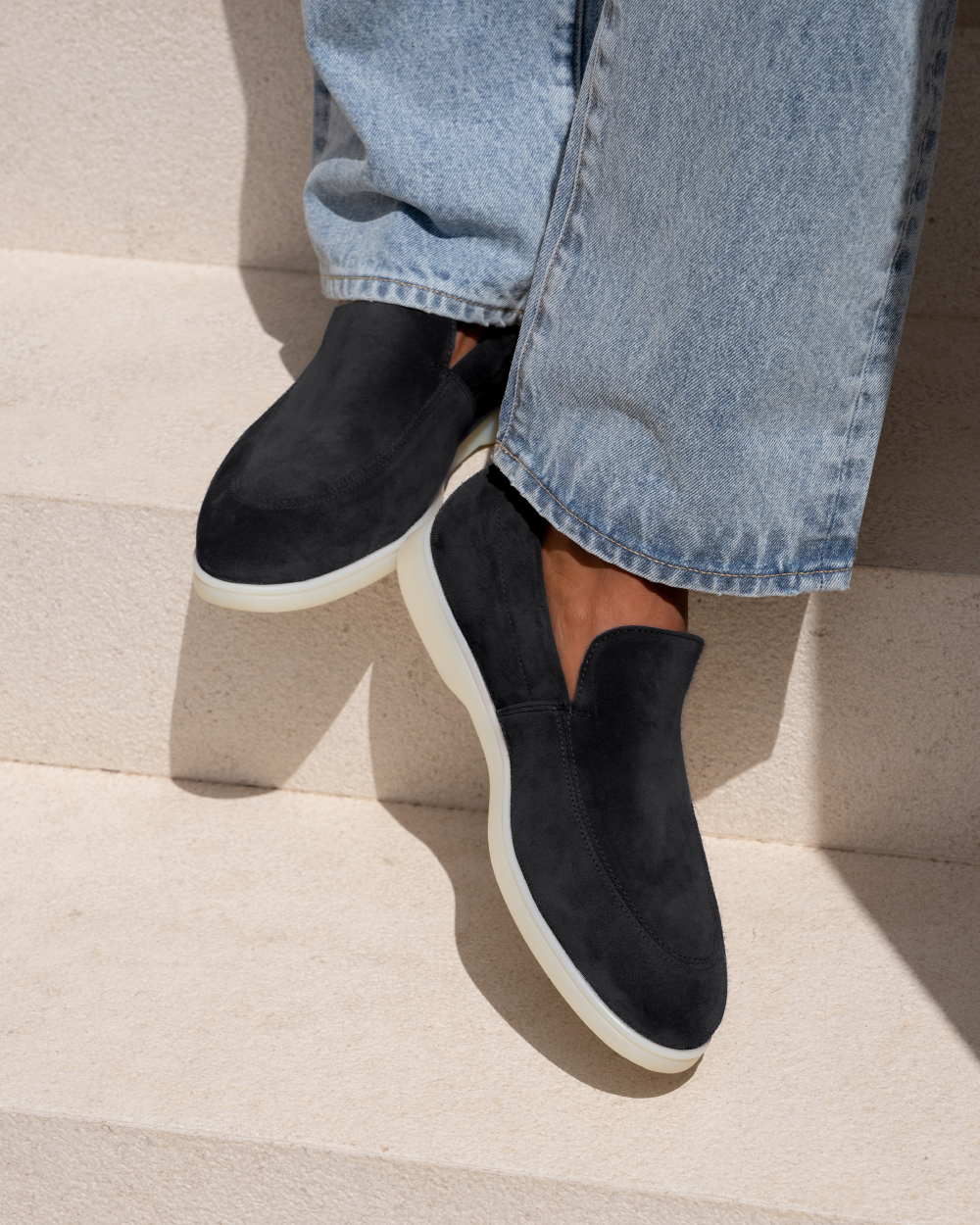 LS 03 Suede Jet Black