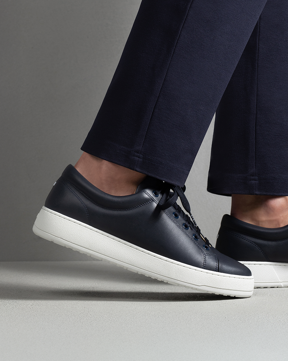 LT 01 Premium Nappa Blueberry