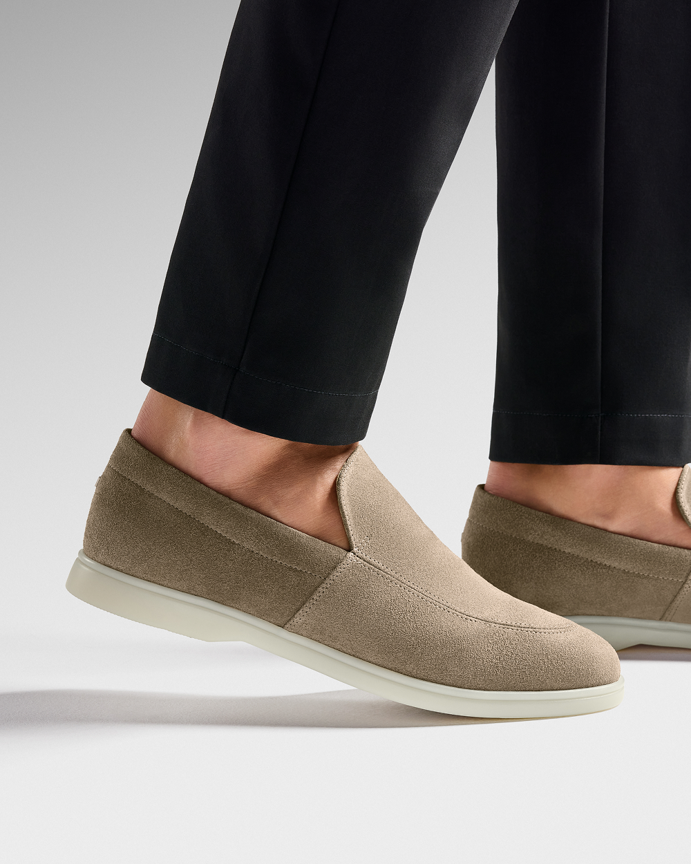 LS 03 Suede Desert Taupe