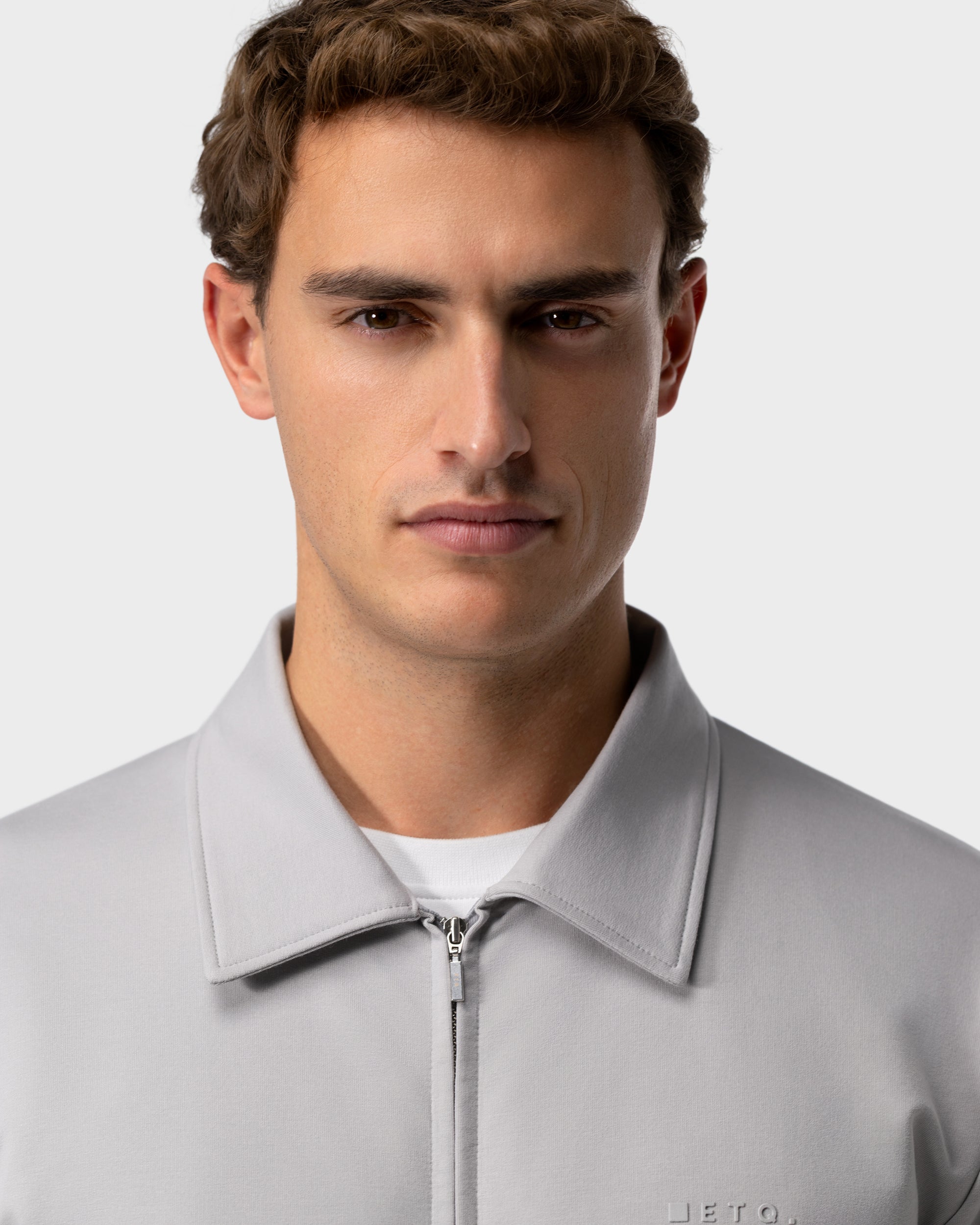 ZS 02 Marked Cement Grey