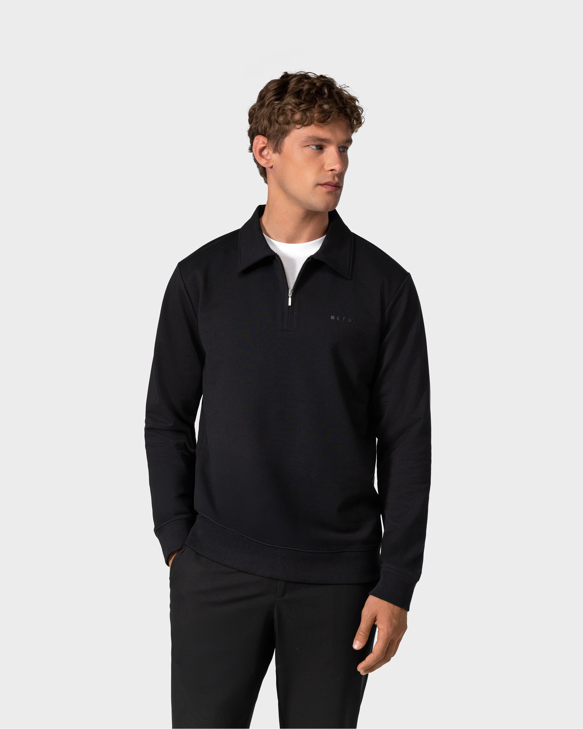 SW 02 Marked Half Zip Black 2.0