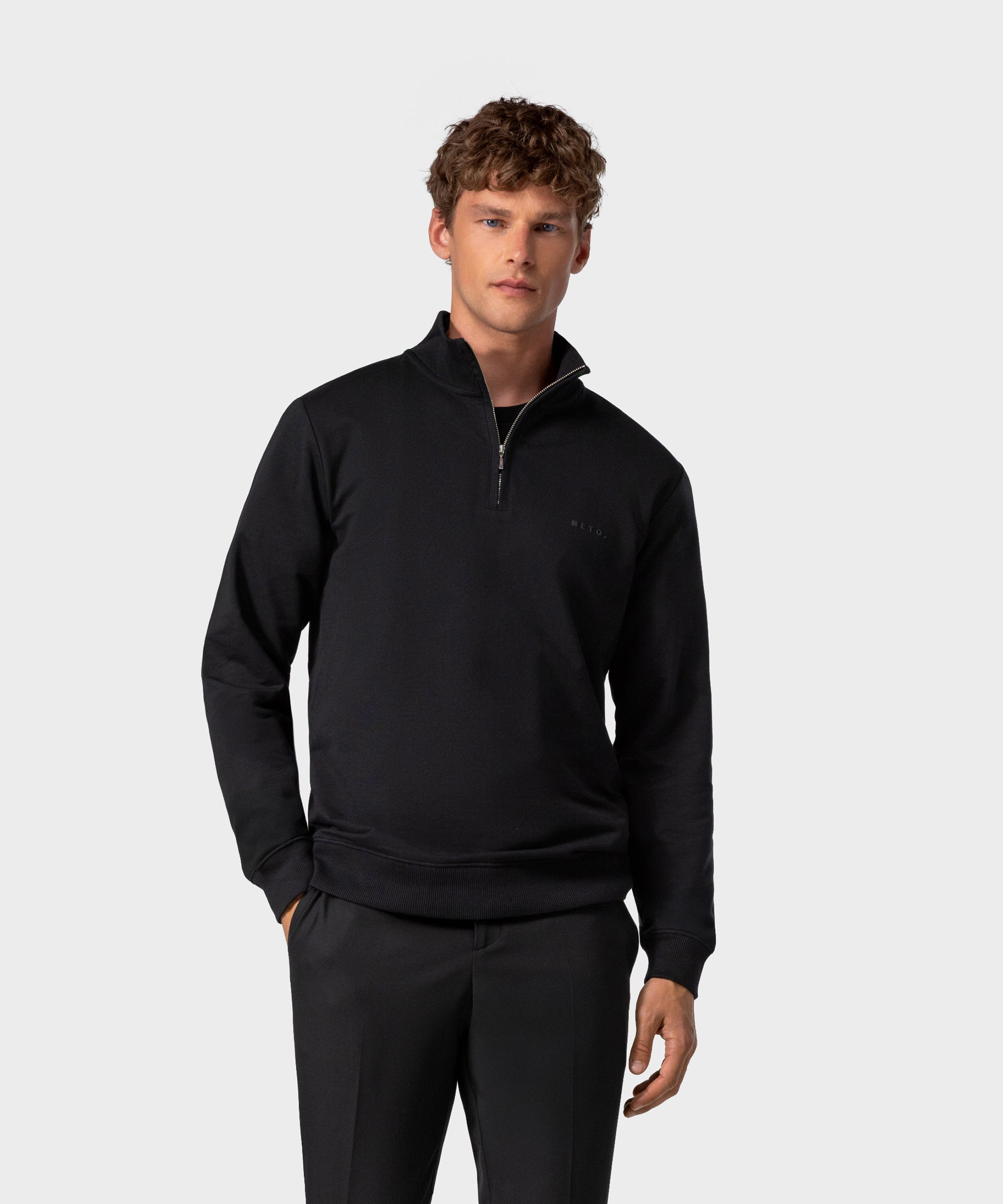 SW 03 Marked Half Zip Black