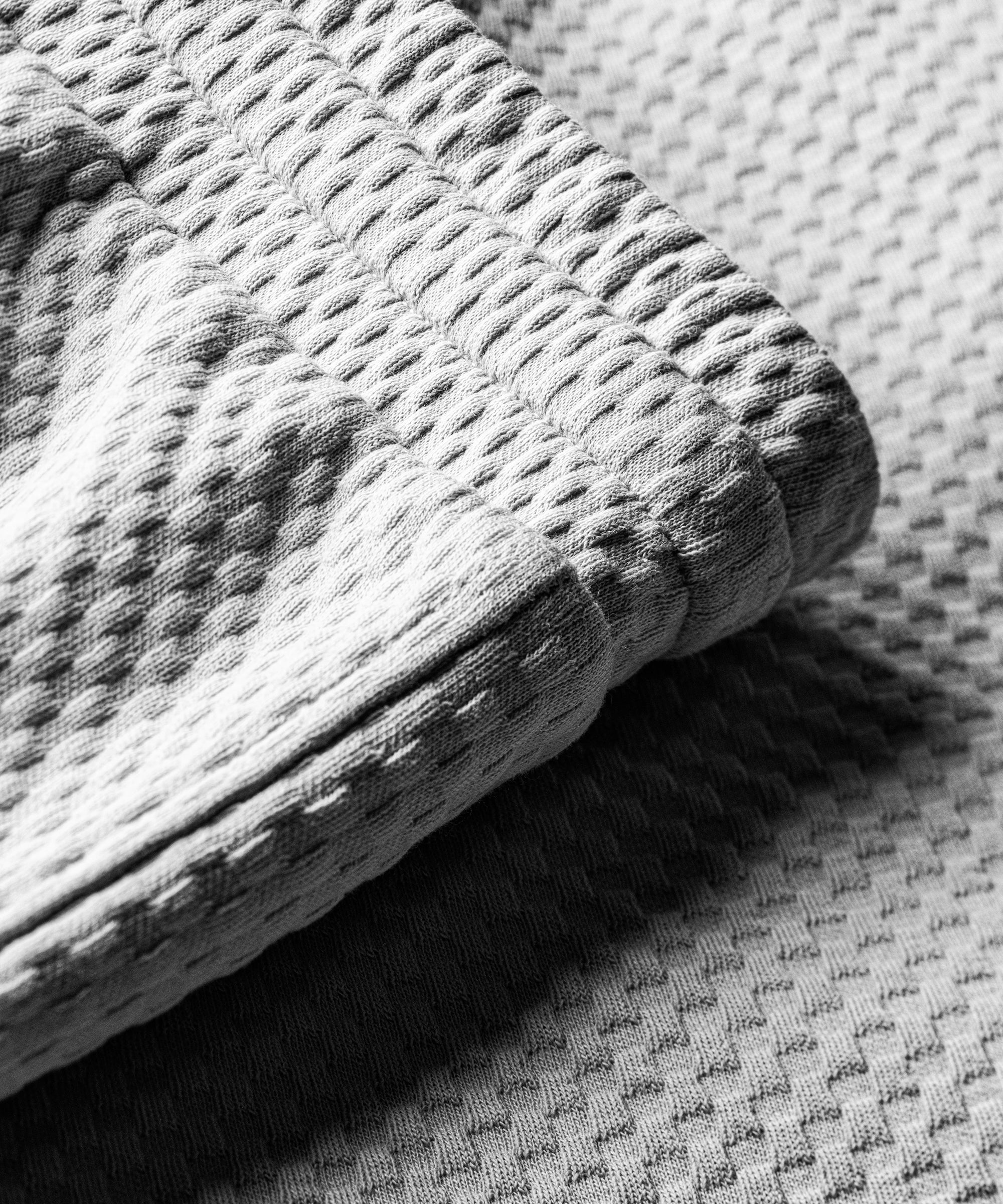 ST 02 Jacquard Black