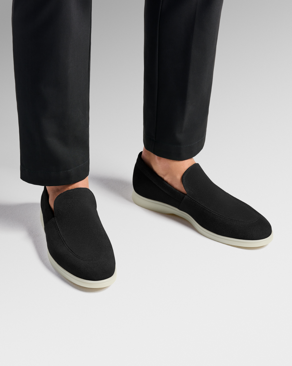 LS 03 Suede Jet Black