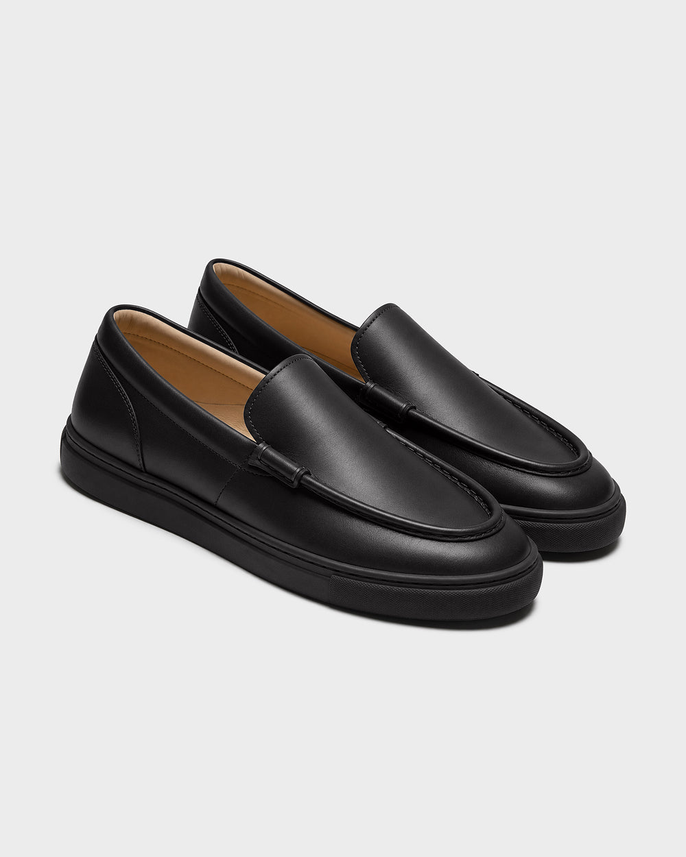 LS 04 Full Grain All Black