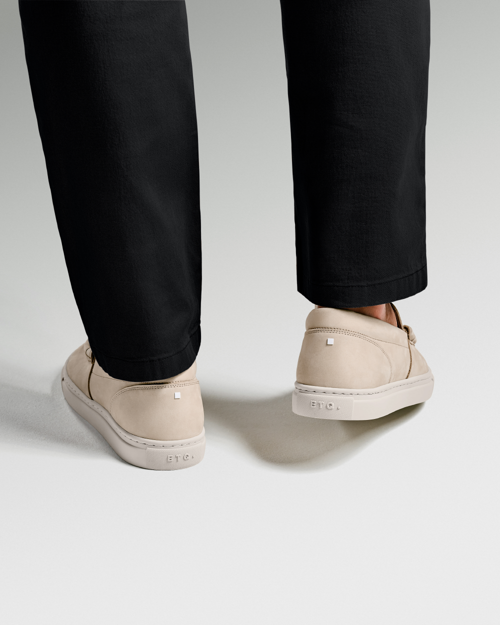 LS 04 Nubuck Sand
