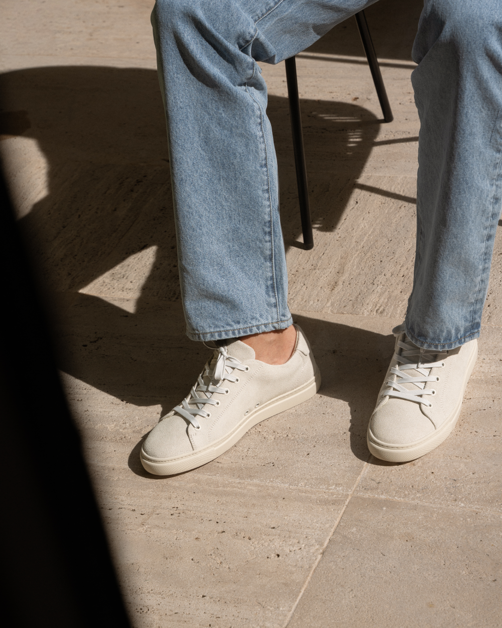 LT 01 Court Lite Suede Off White