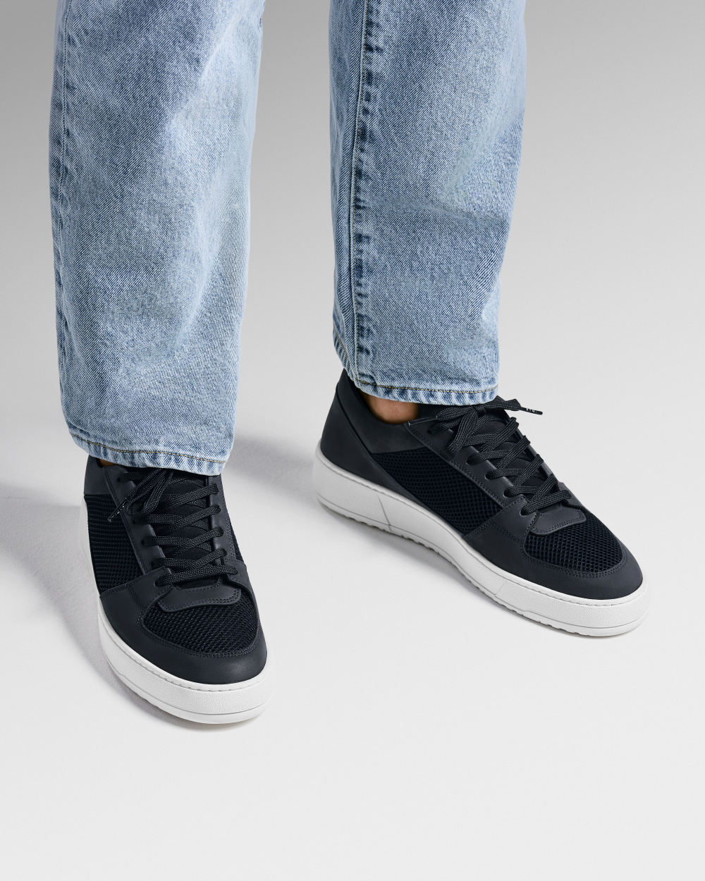 LT 03 Nubuck / Mesh Blueberry