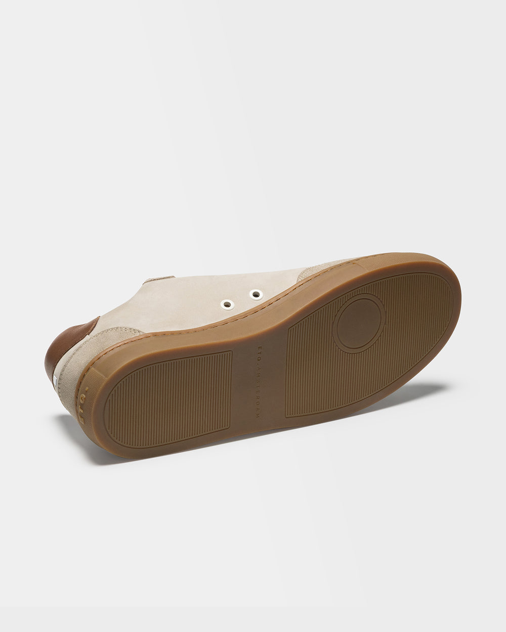 LT 05 Layered Gum Dark Sand
