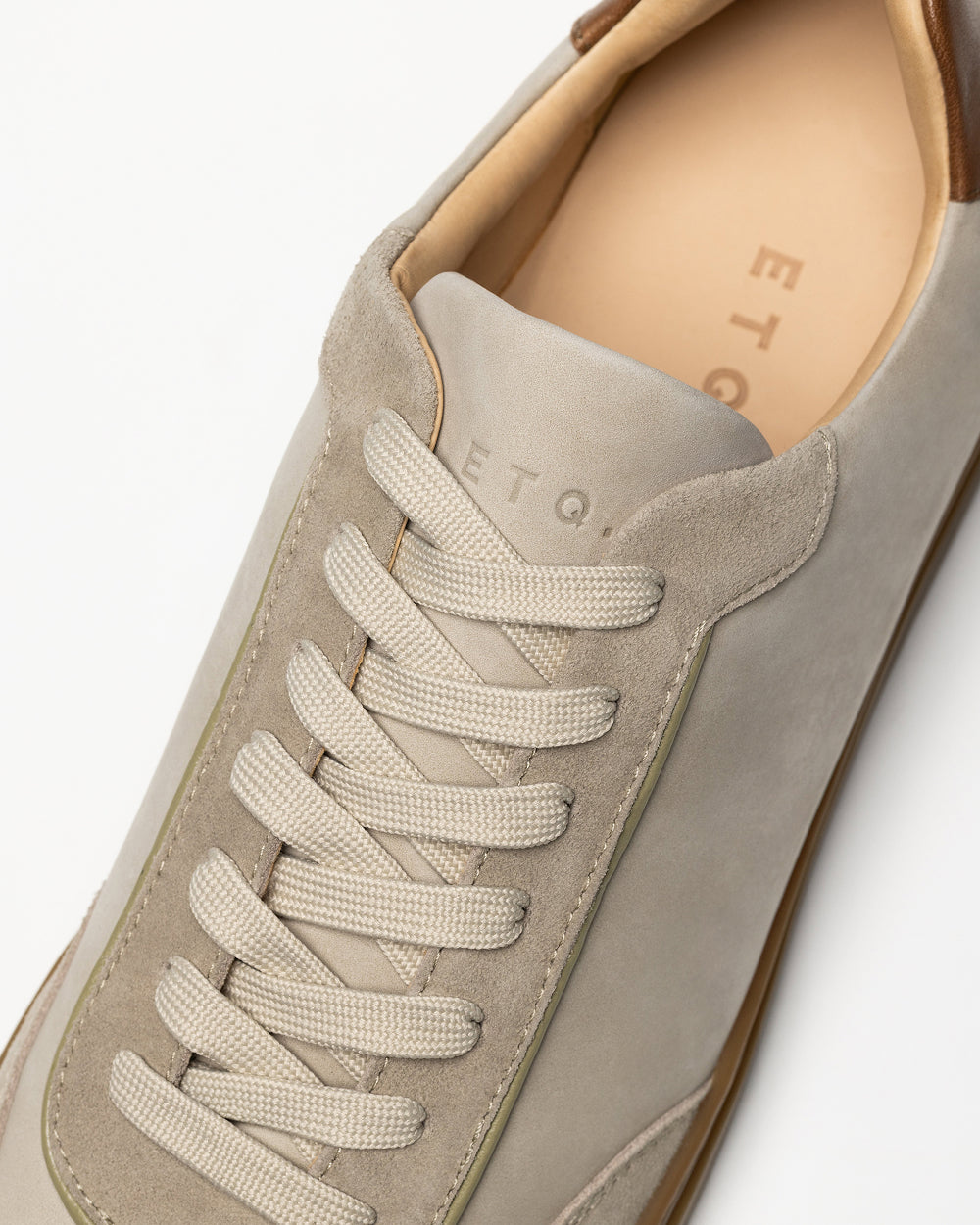 LT 05 Layered Gum Dark Sand