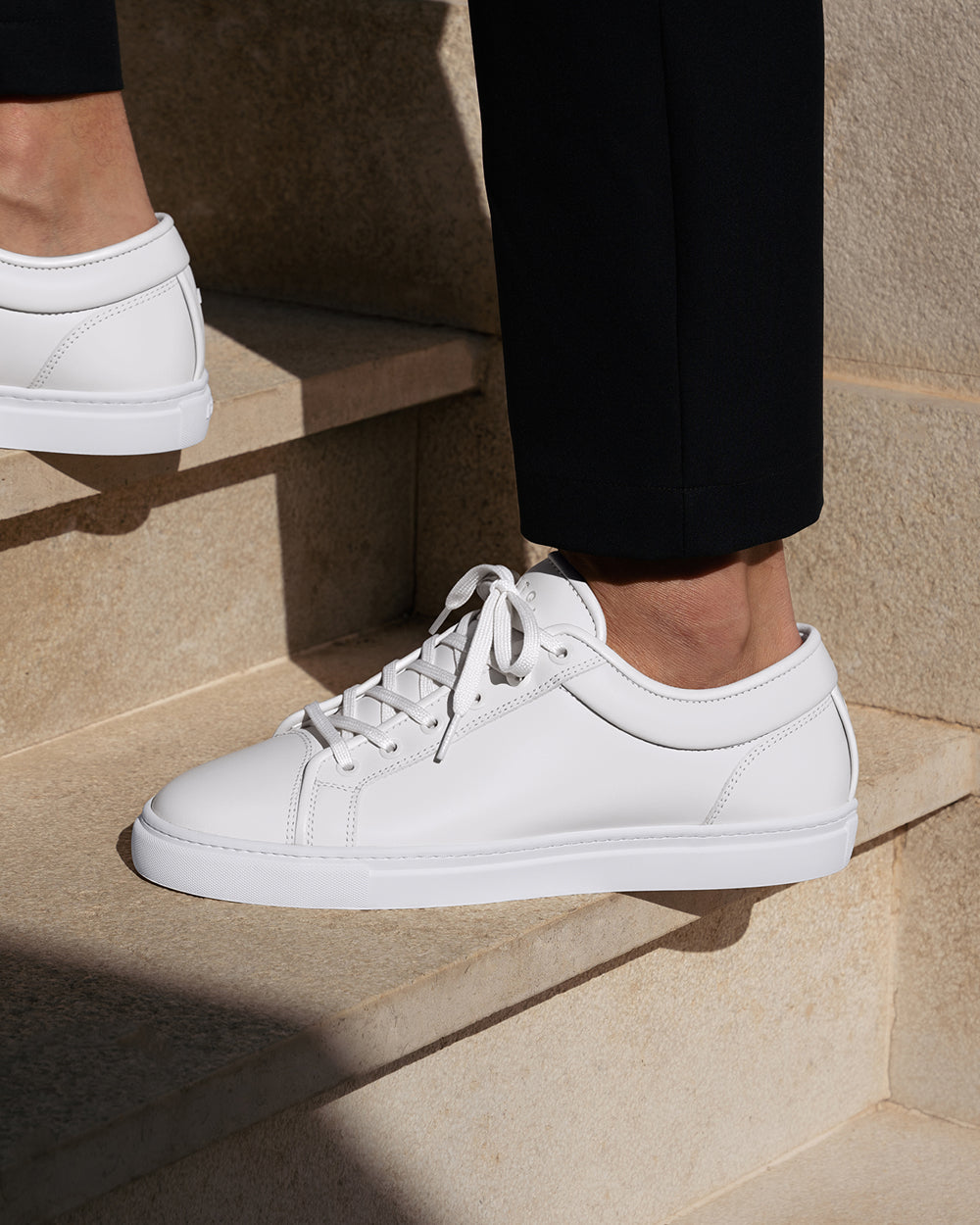 LT 01 Essence White