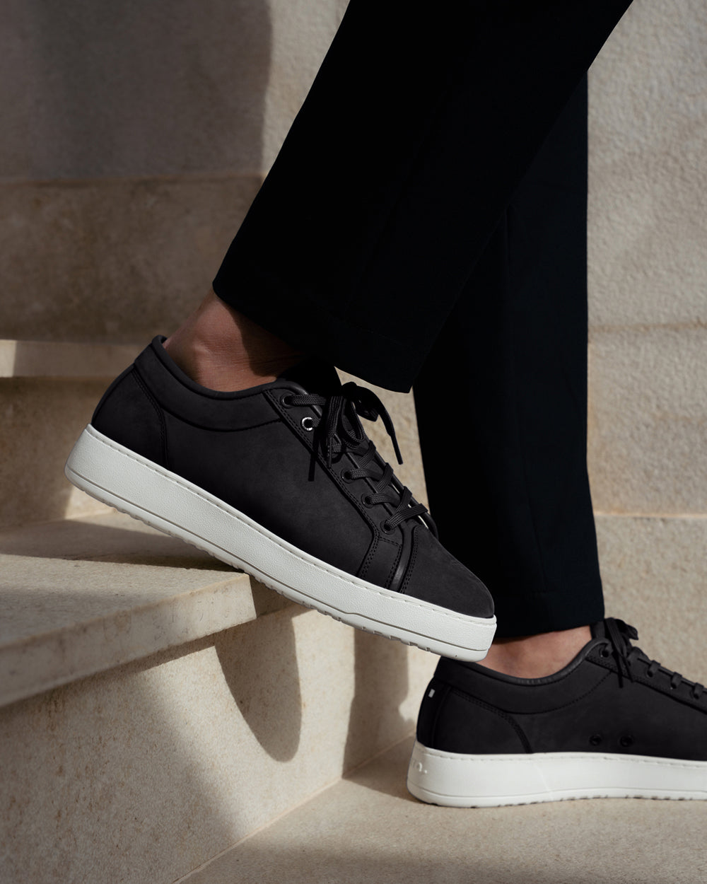 LT 01 Shades Nubuck Jet Black