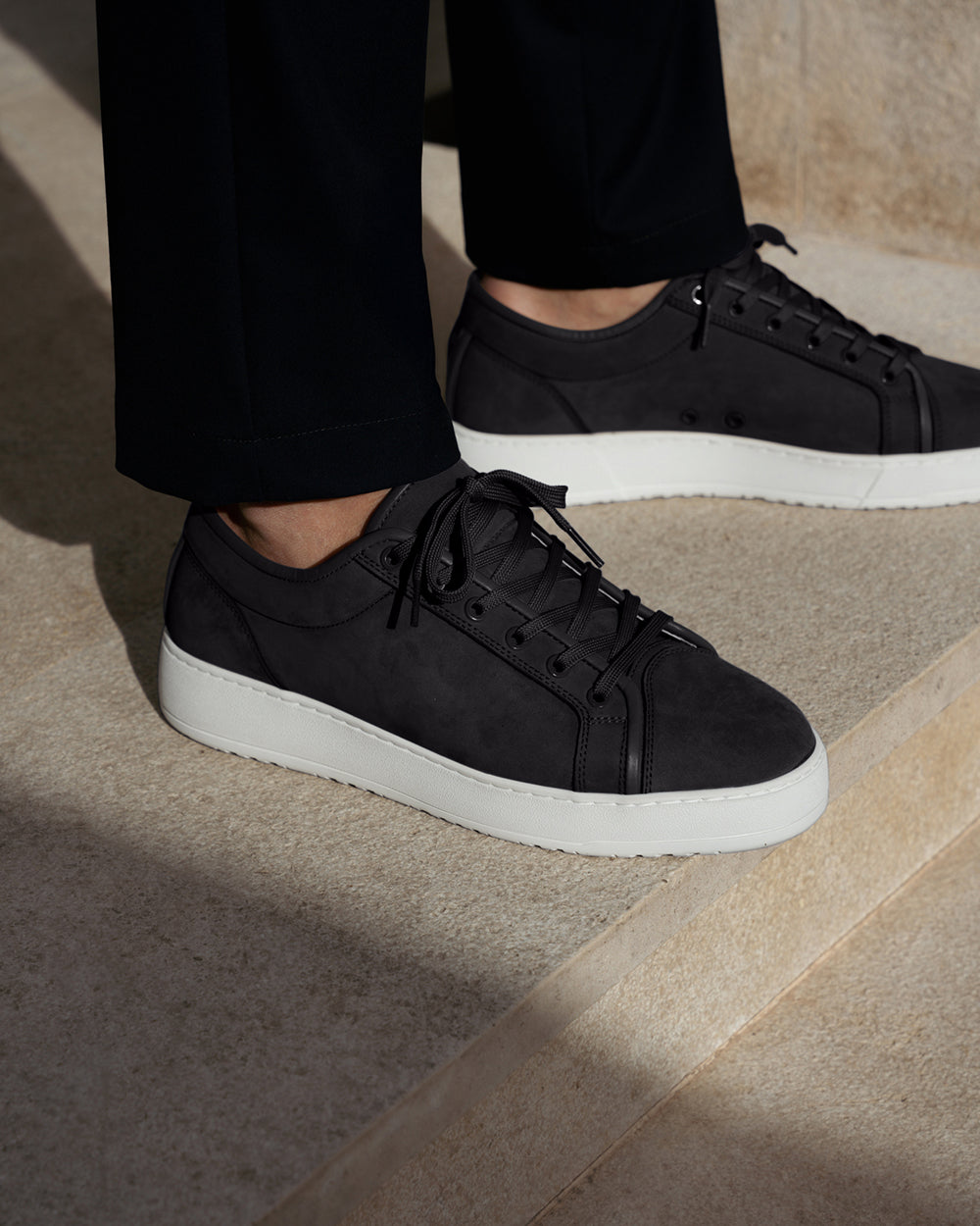 LT 01 Shades Nubuck Jet Black