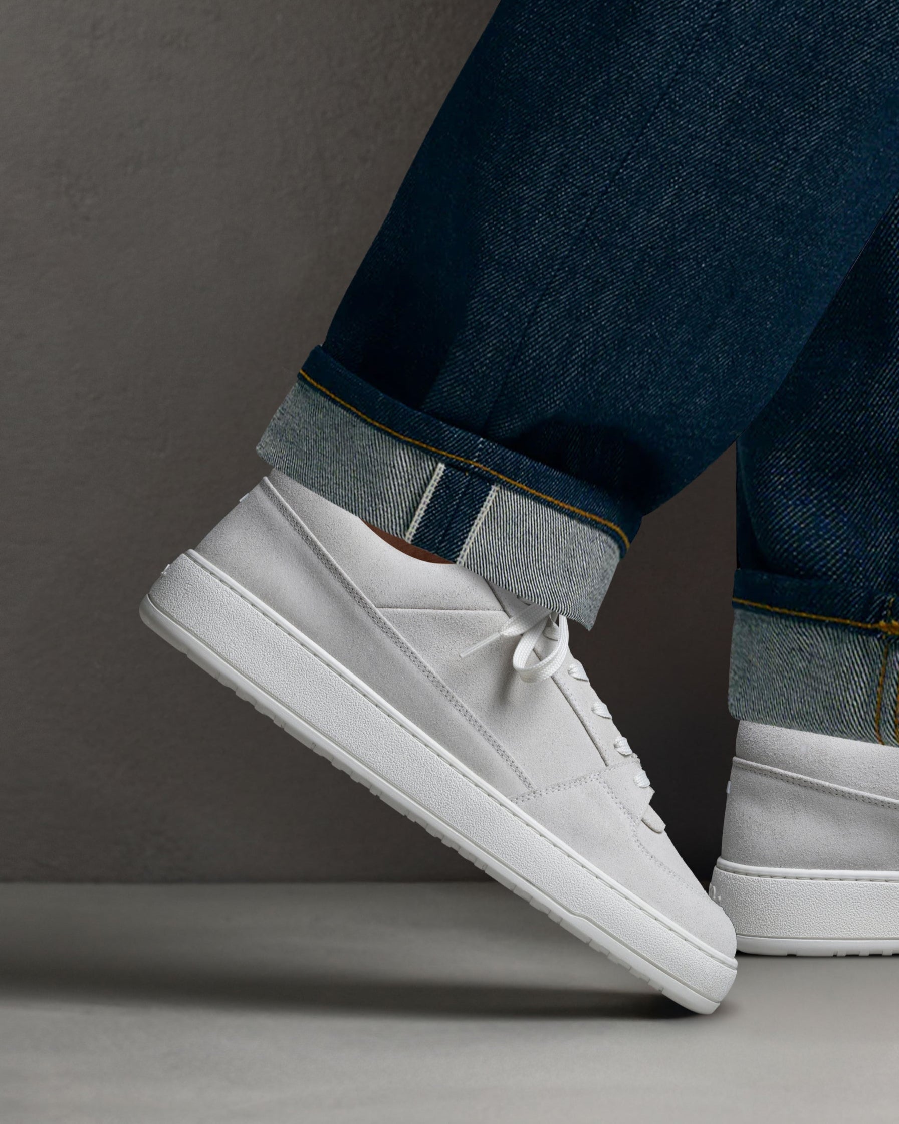 LT 03 Suede Cement Grey