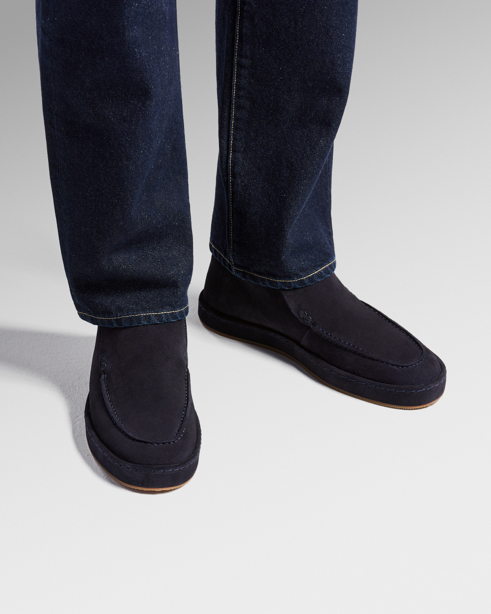 ML 02 Full Suede Blueberry
