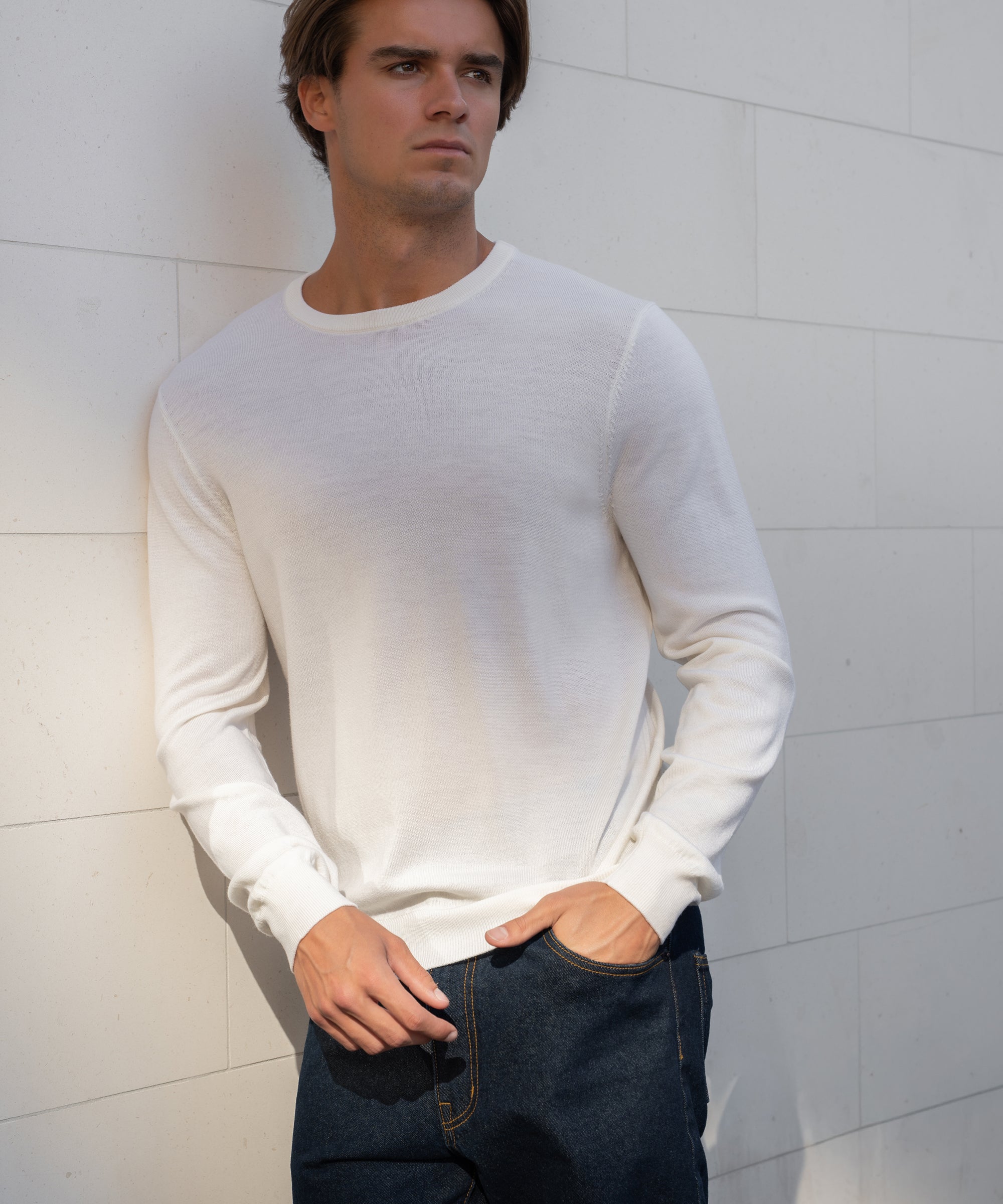 SW 04 Tailored Crewneck Off White