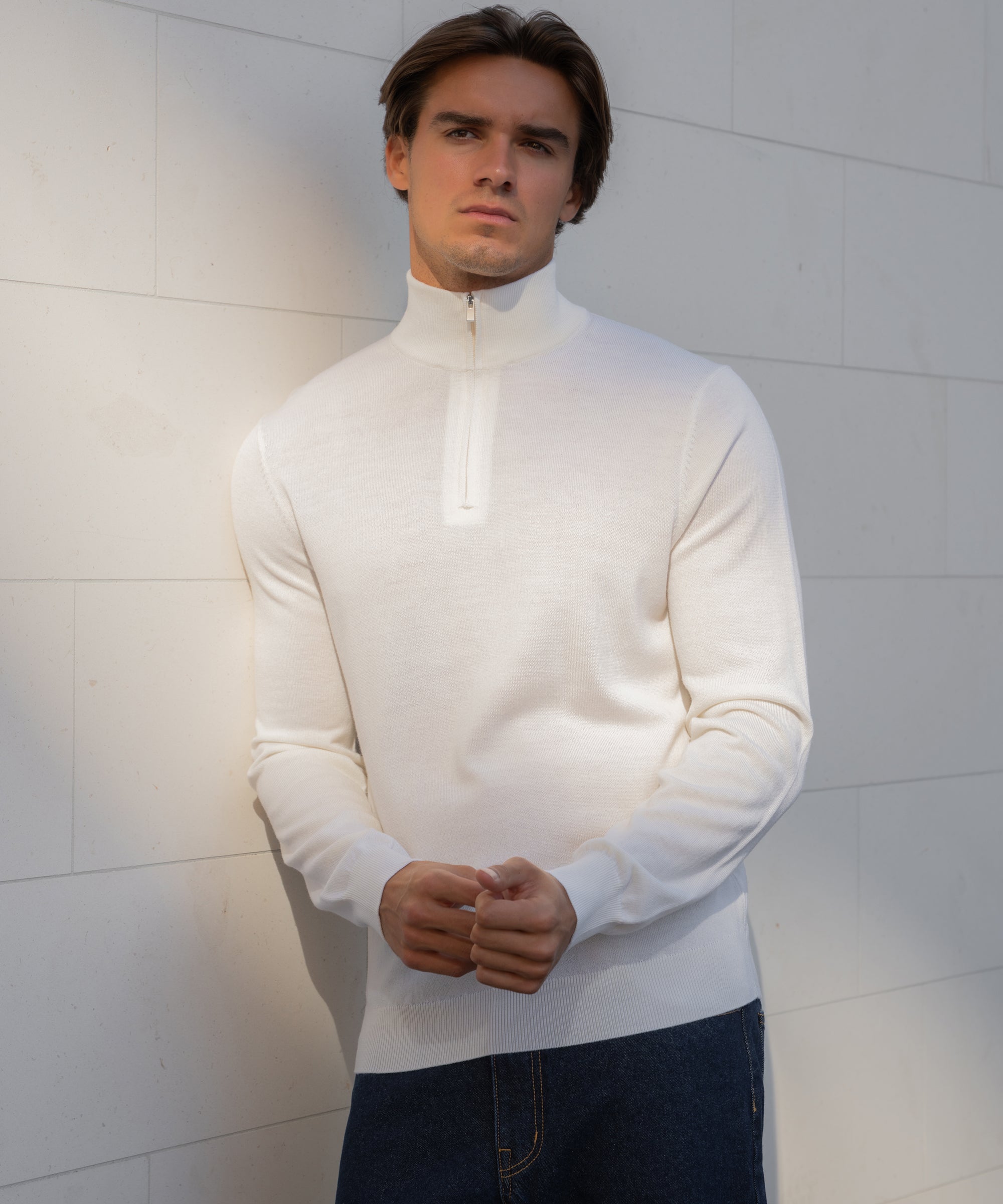 SW 05 Tailored Half Zip Off White
