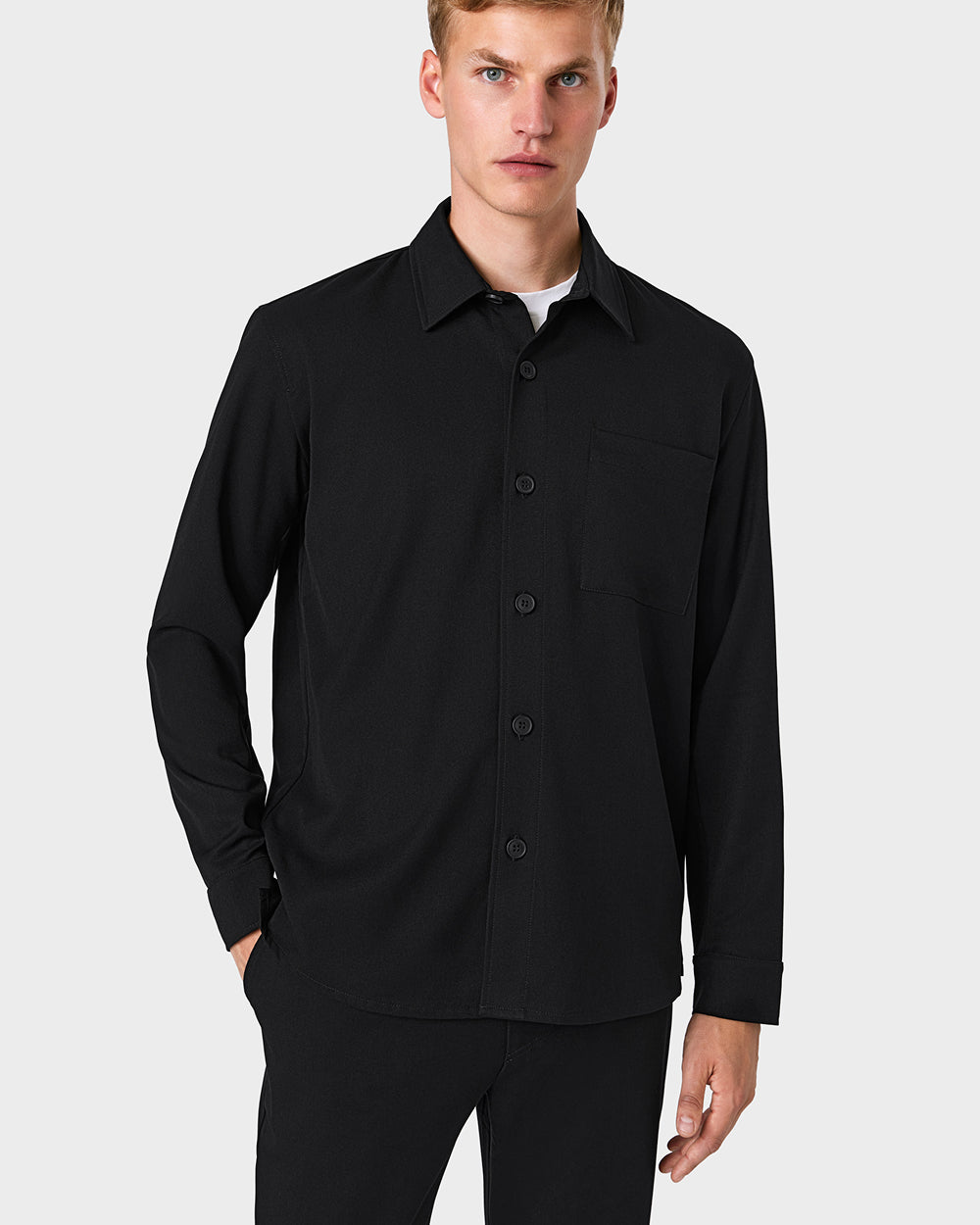 OS 01 Essence Black
