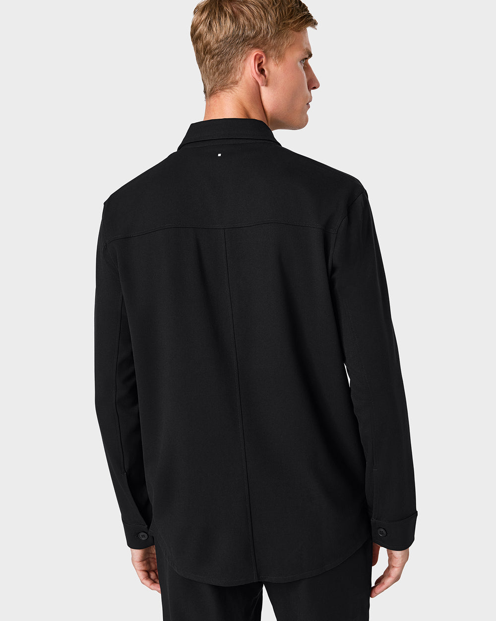 OS 01 Essence Black