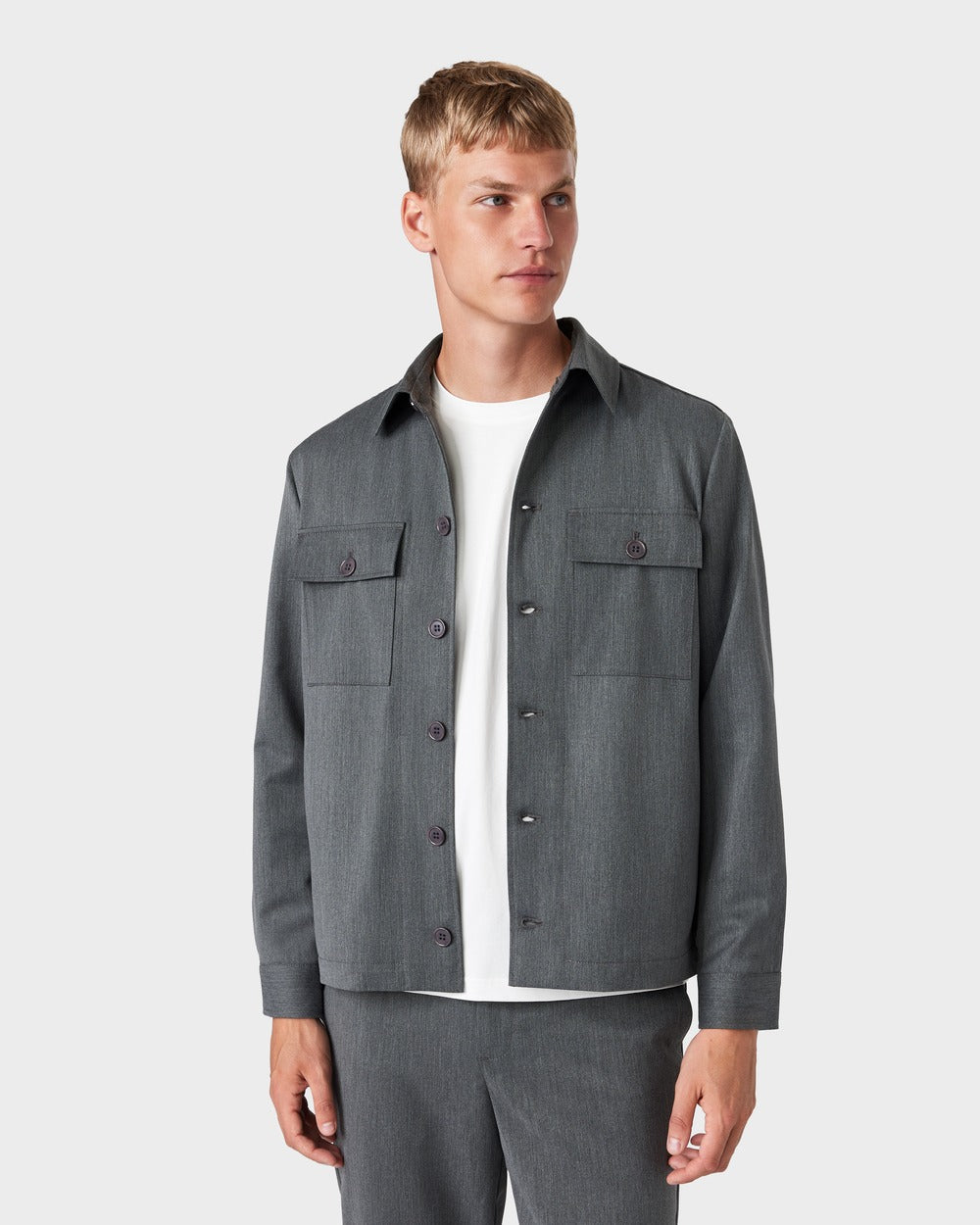OS 02 Essence 2.0 Ash Grey – overshirt in grey, photo 1