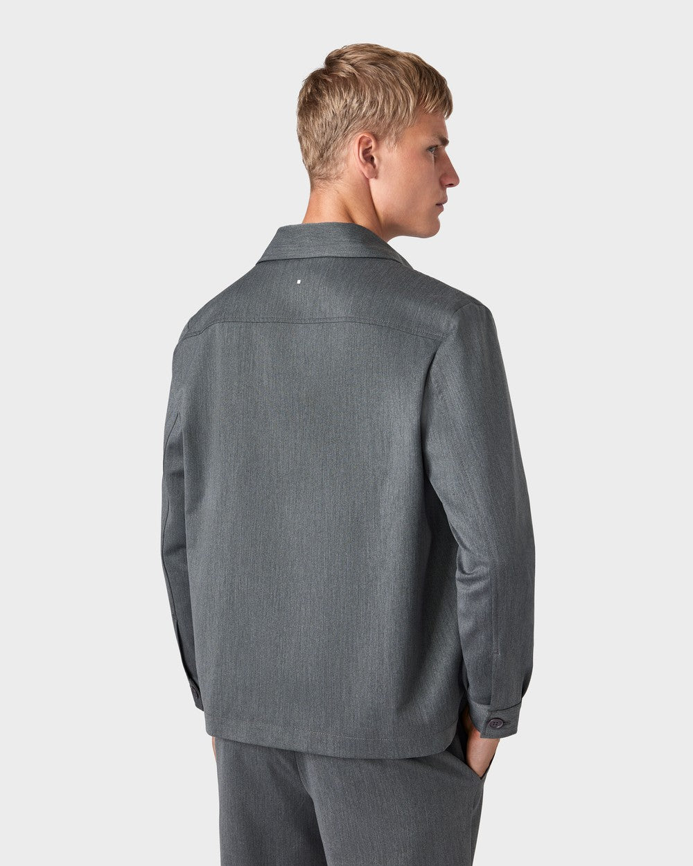 OS 02 Essence 2.0 Ash Grey – overshirt in grey, photo 2
