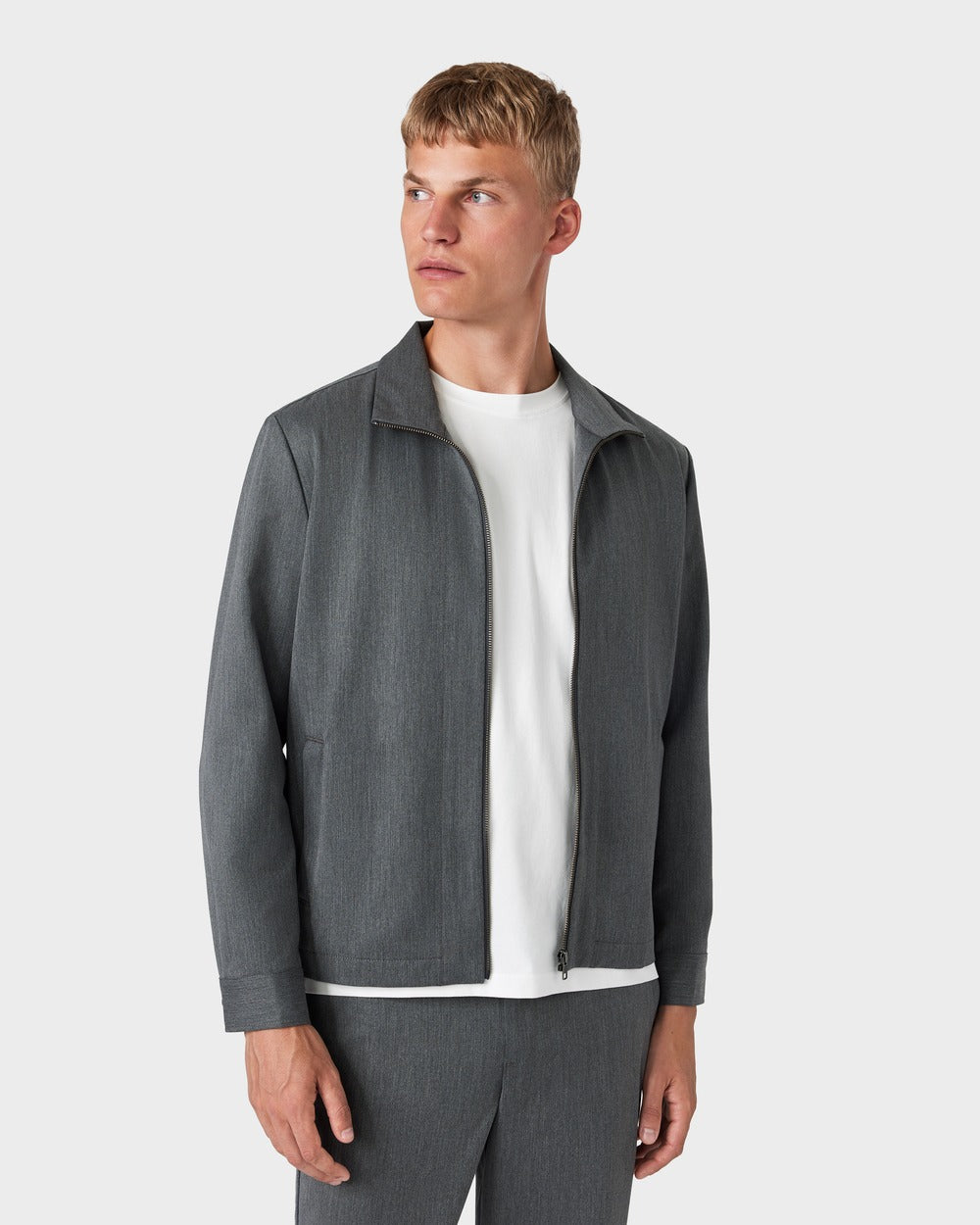 OS 02 Essence Zipped Ash Grey – zip overshirt in grey, photo 1