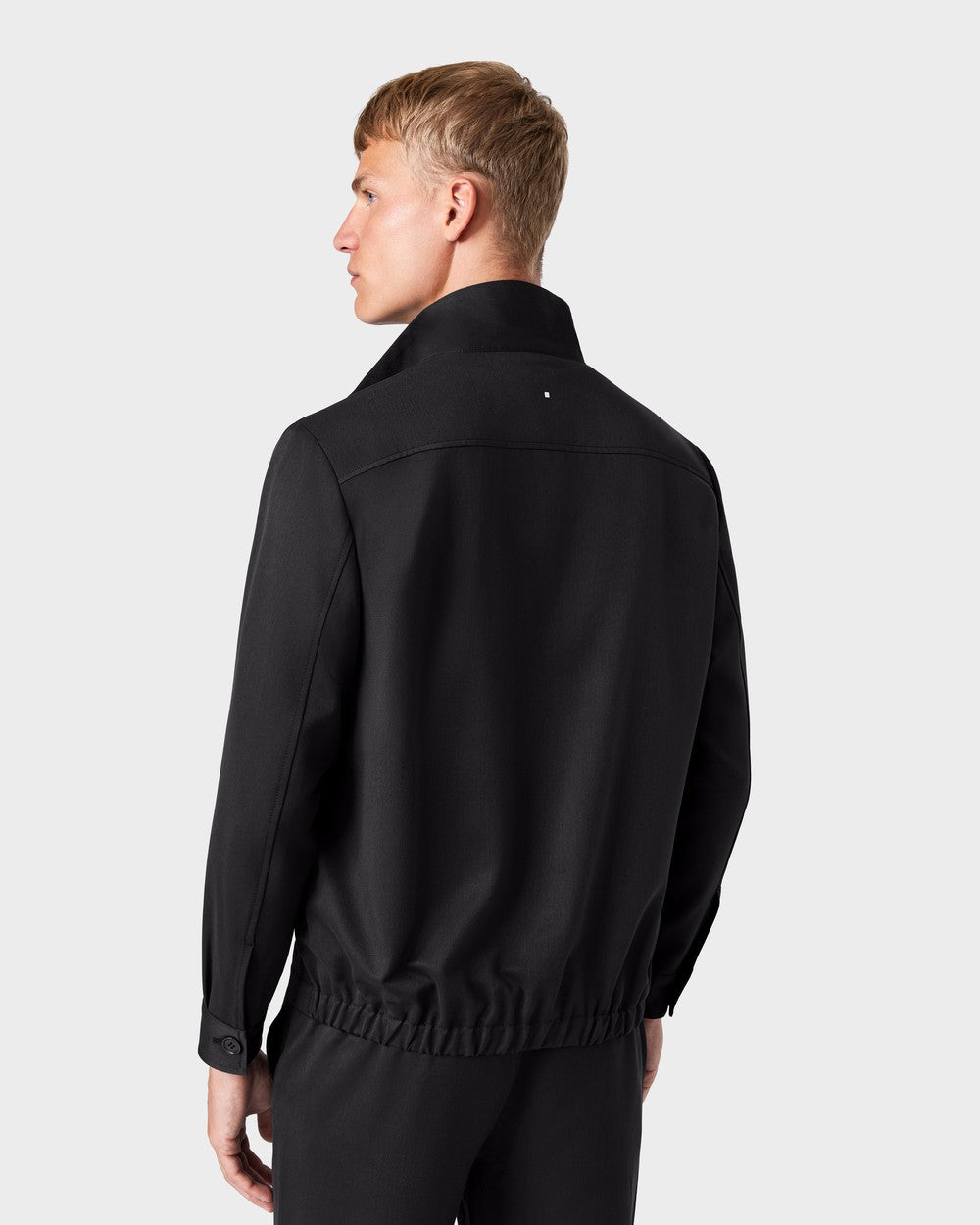 OS 02 Essence Zipped Black – zip overshirt in black, photo 2