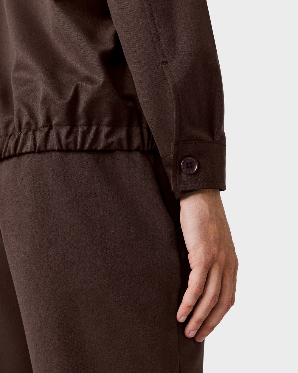OS 02 Essence Zipped Chocolate – zip overshirt in brown, photo 6