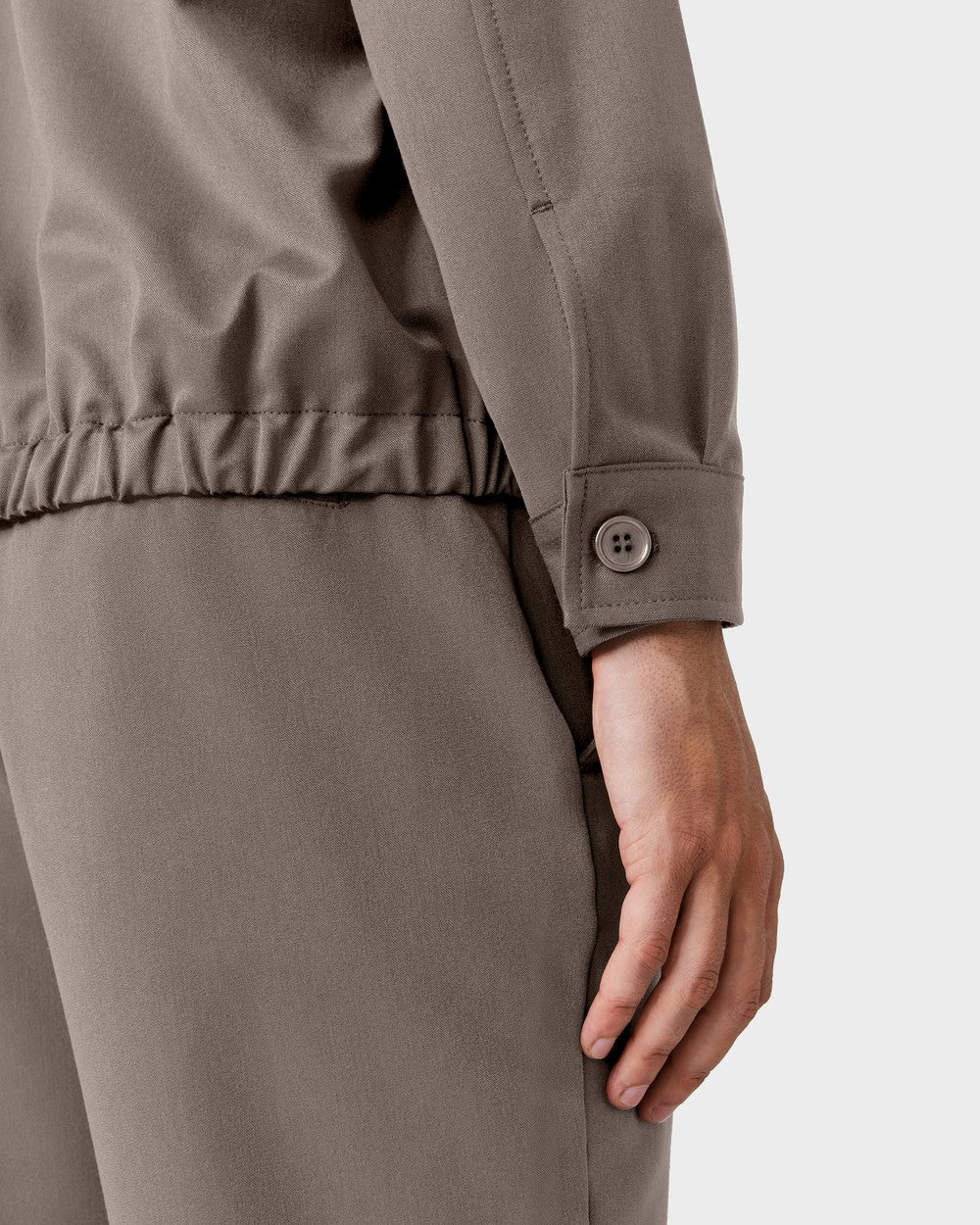 OS 02 Essence Zipped Desert Taupe – zip overshirt in taupe, photo 6