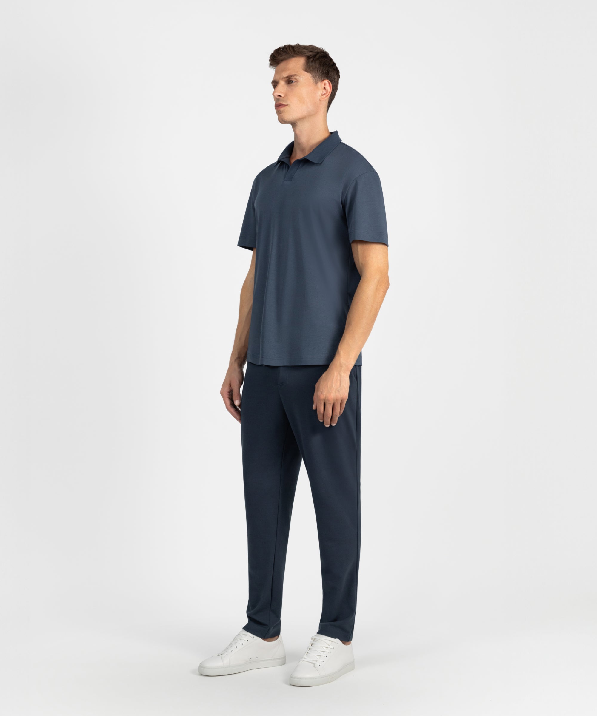 PO 02 Essence Buttonless Blueberry