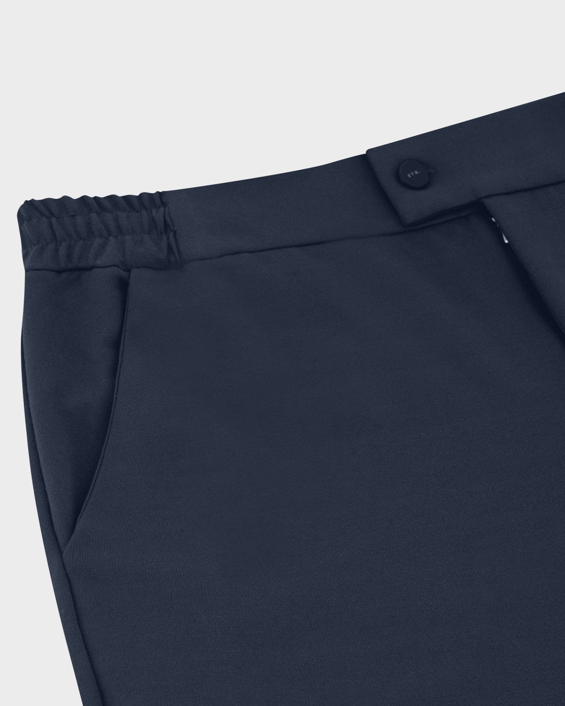 TP 01 Essence Straight Blueberry 2.0 – trousers in blue Punto di Roma stretch, detail