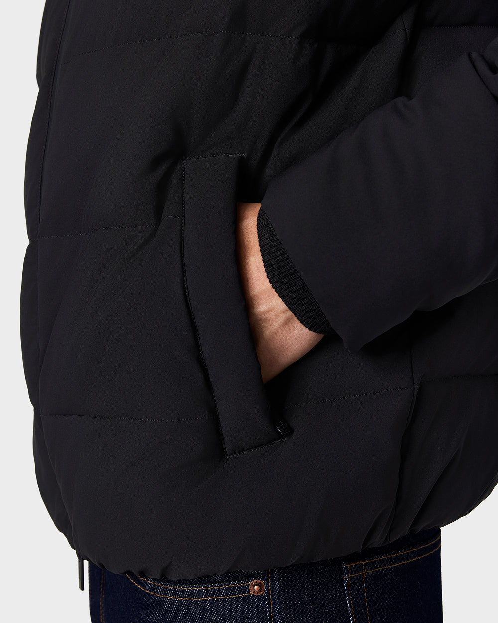 JC 02 Puffer Marked Black