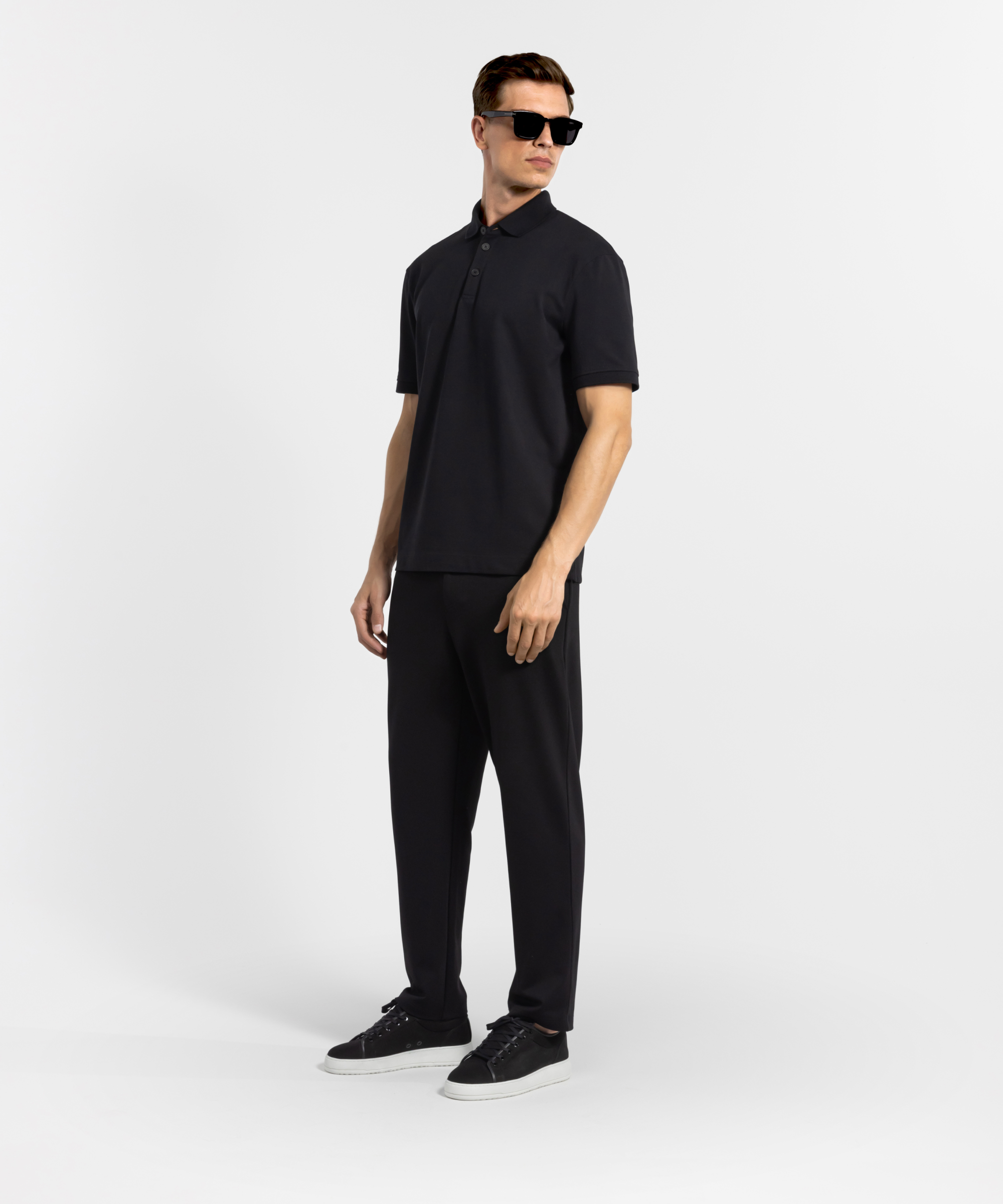 LT 01 Shades Nubuck Jet Black