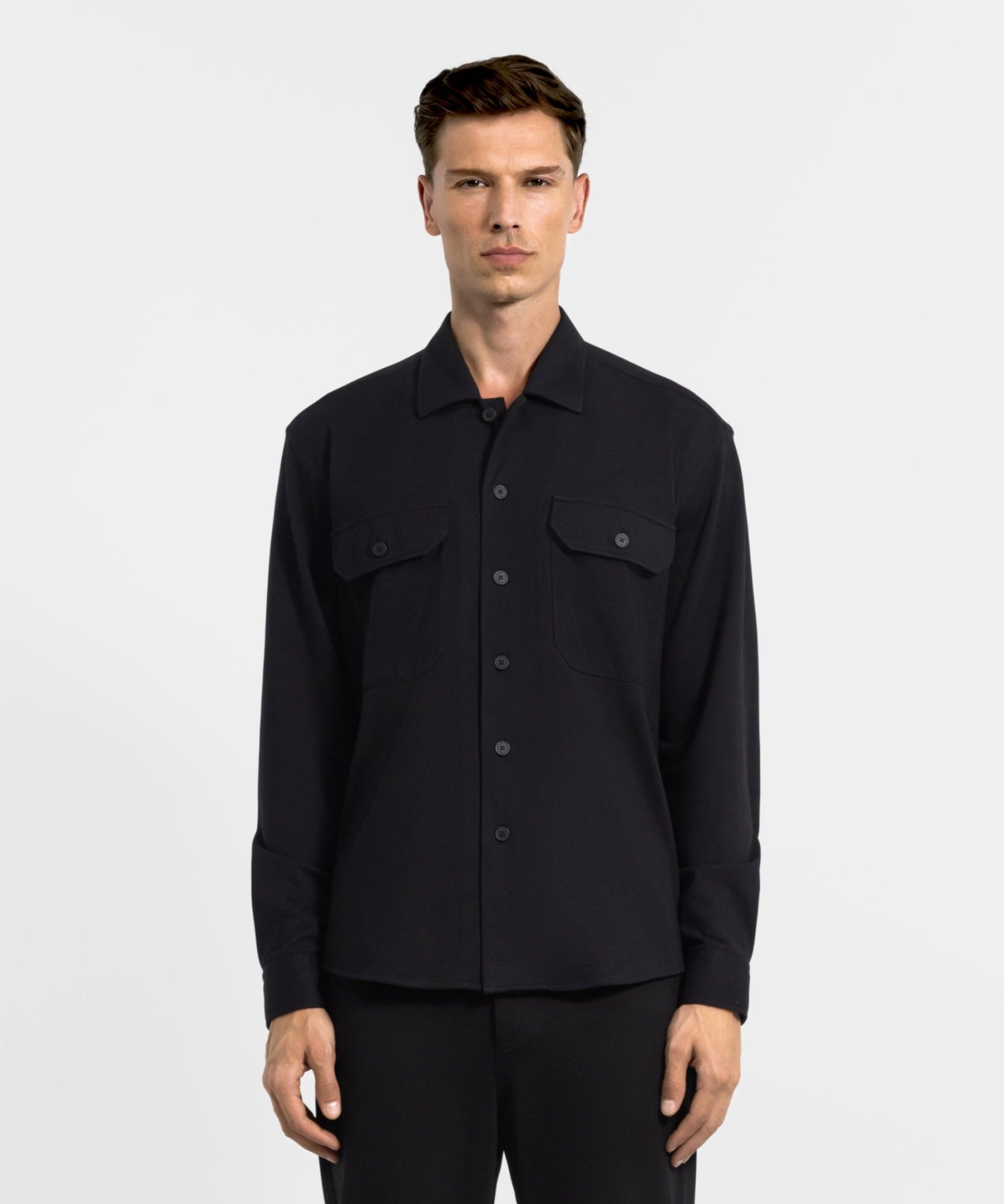 SH 02 Essence Black