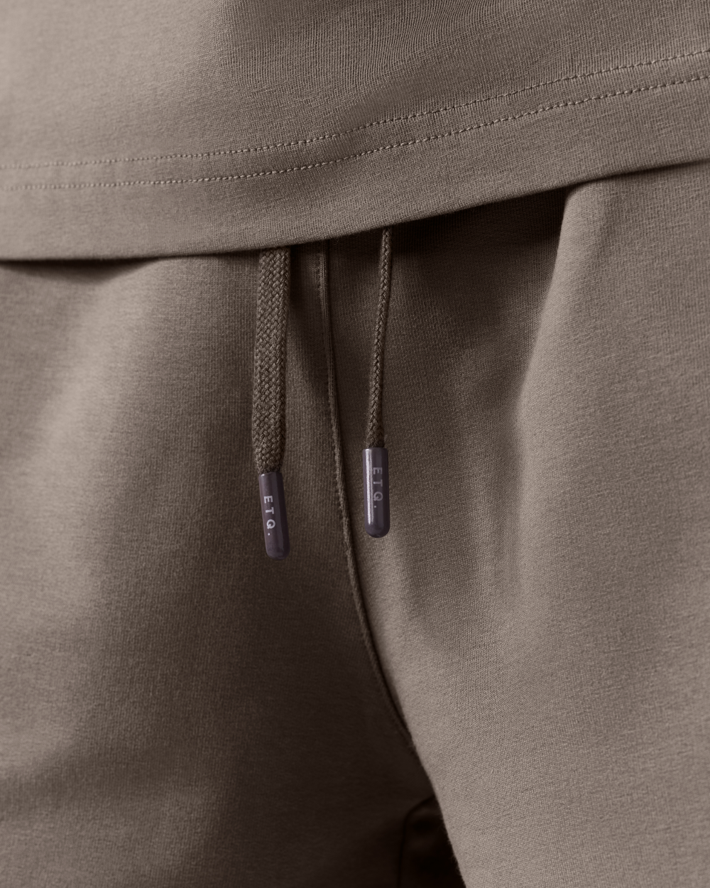 ST 04 Essence Desert Taupe