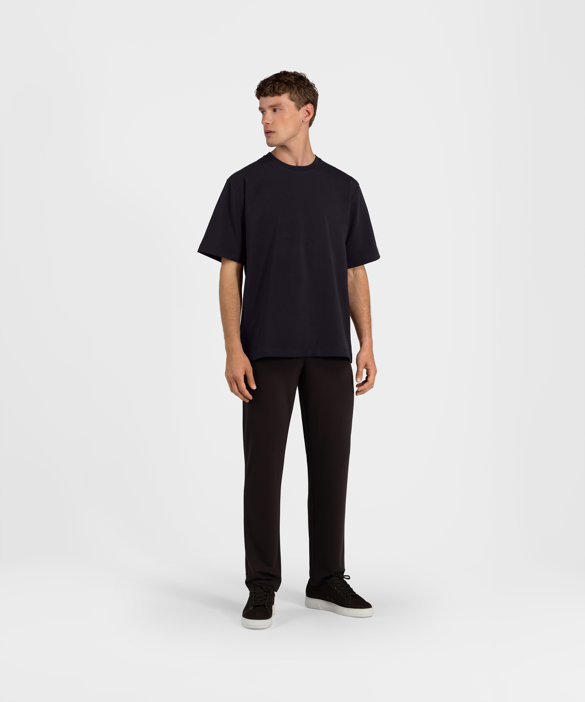 TS 01 Essence Oversized Heavyweight Black 2.0