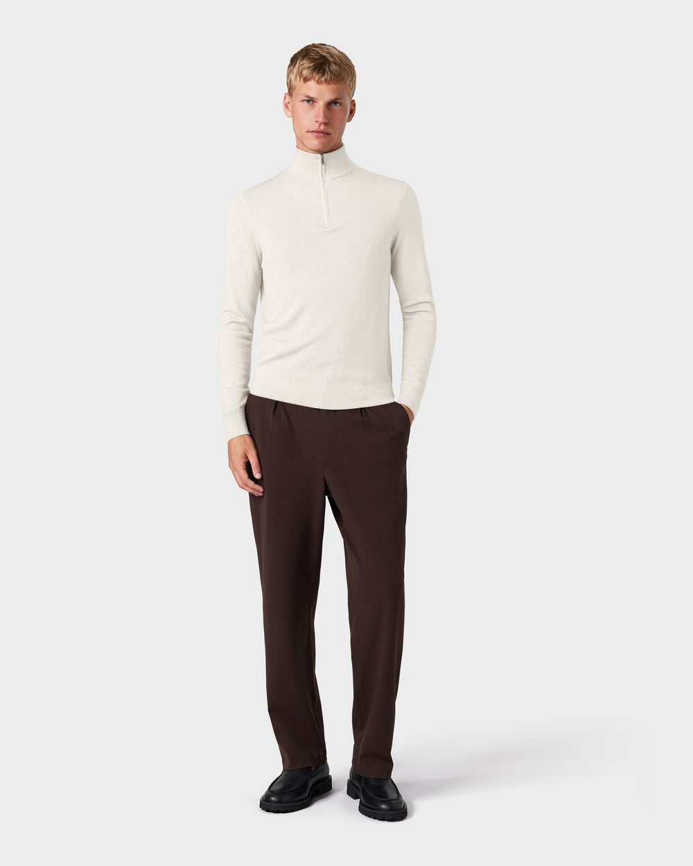 TP 05 Pleated Wide Chocolate worn with SW 05 Tailored Half Zip Off White