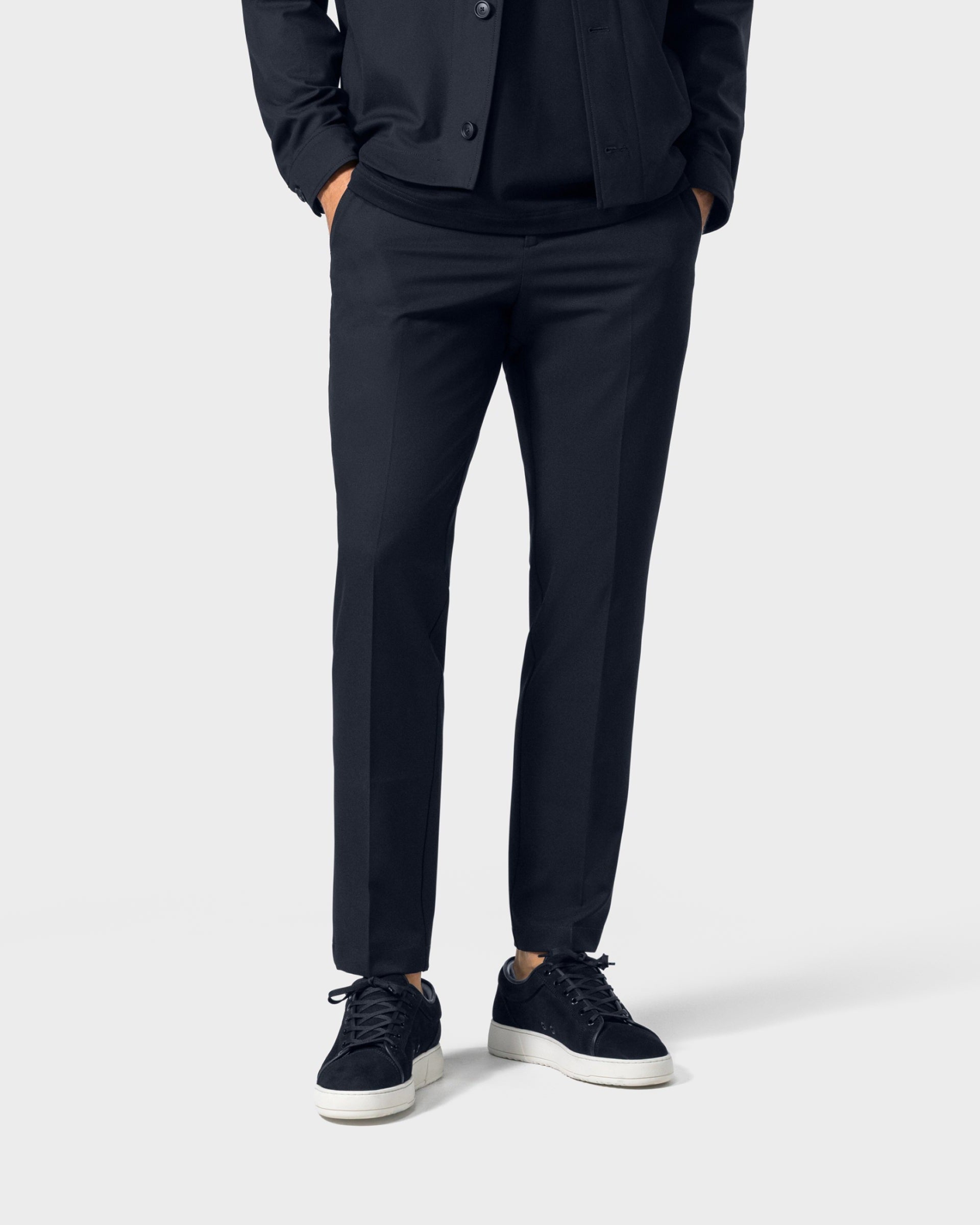 TP 02 Essence Blueberry – travel trousers in blue Traveller Weave, photo 2