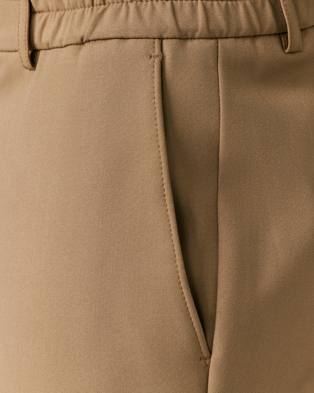 Essence Suit Sahara Sand