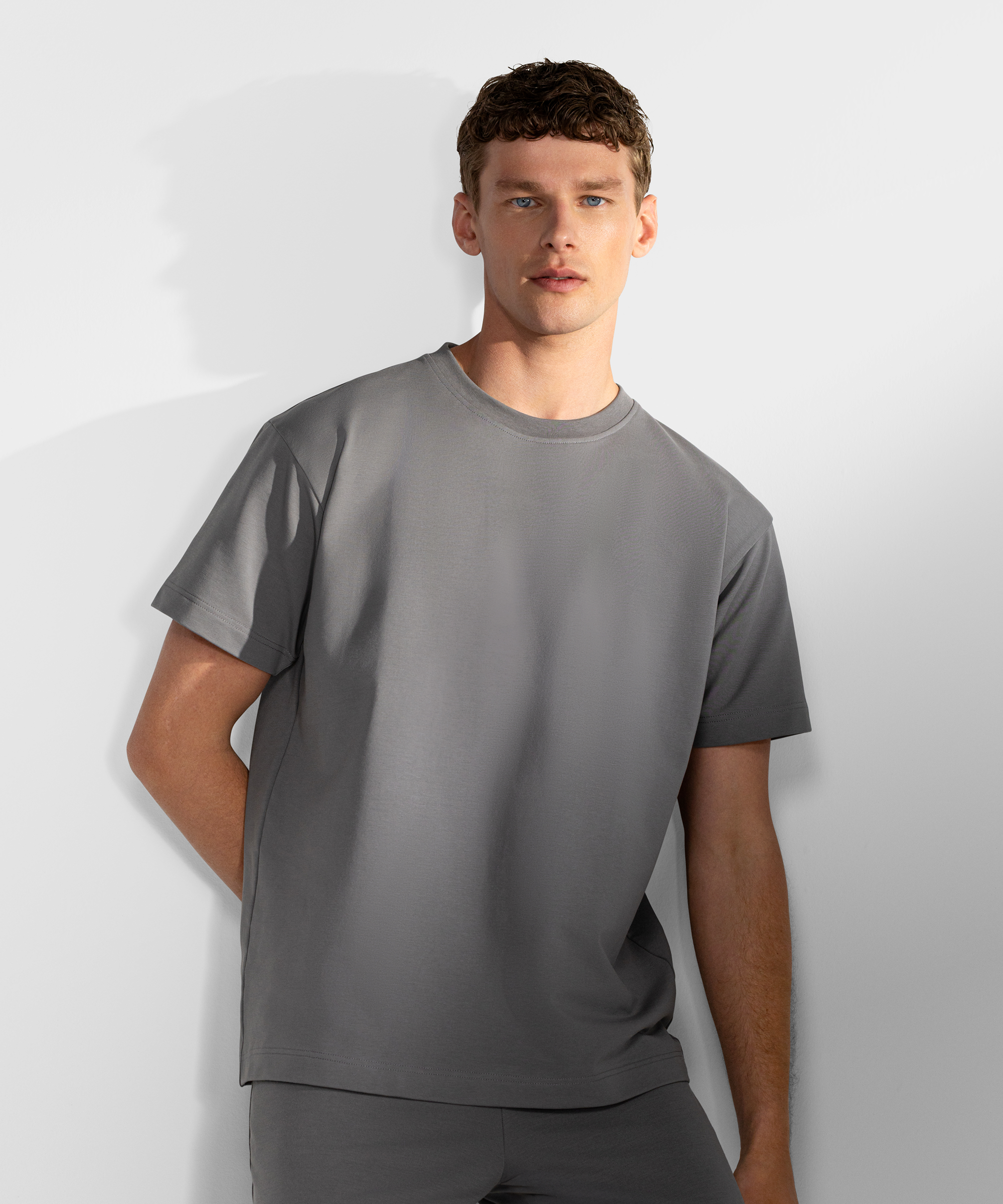 TS 01 Essence Regular Heavyweight Anthracite 2.0