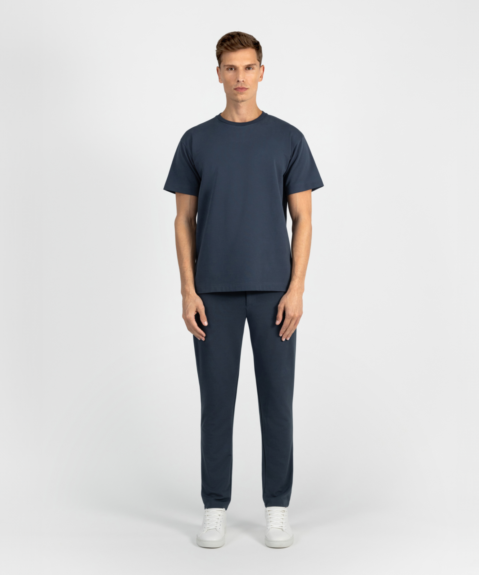 TP 01 Essence Slim Blueberry