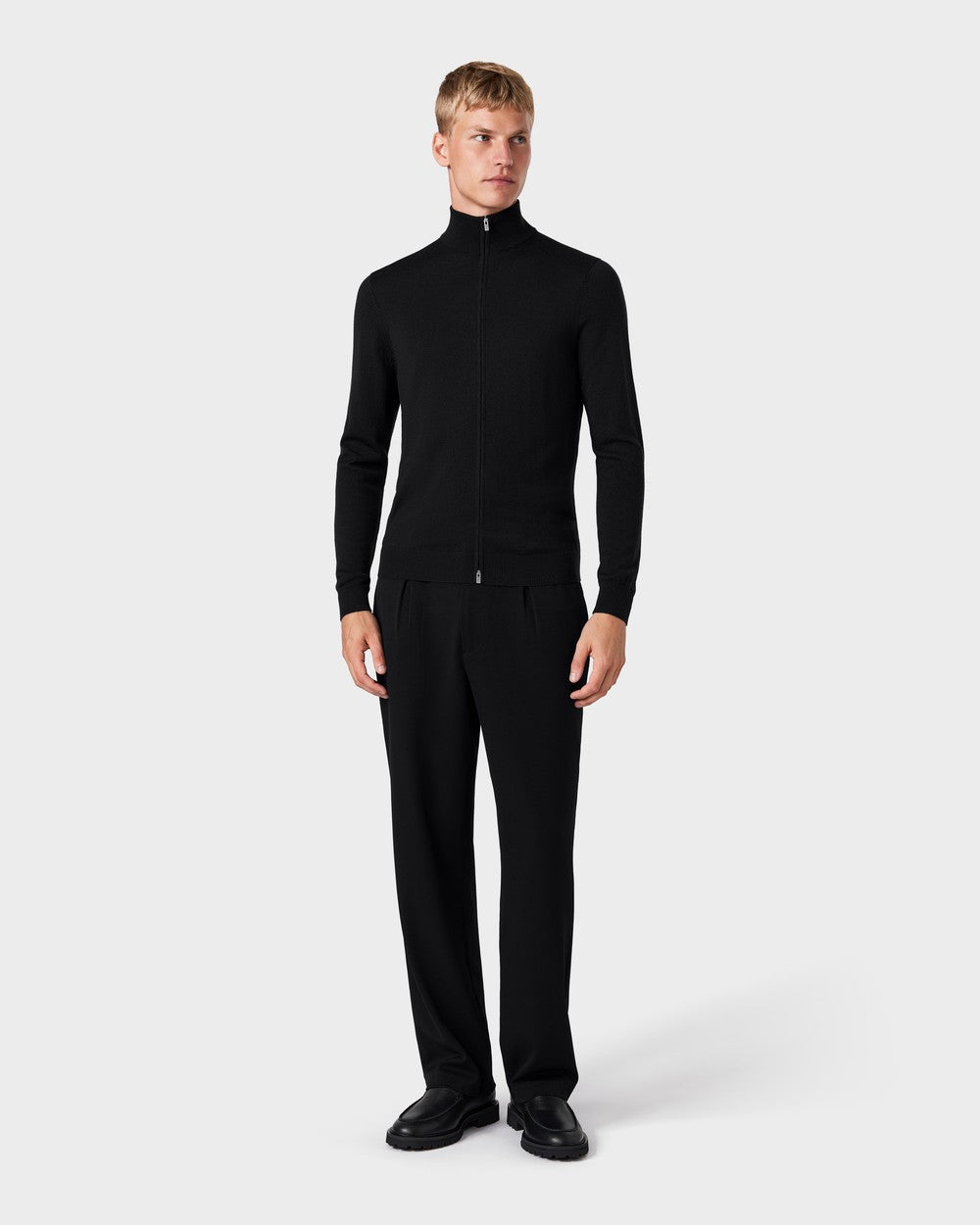 ZS 04 Tailored Cardigan Black