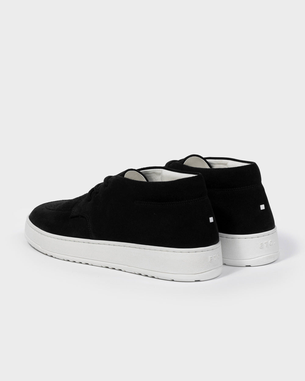 DB 01 Suede Jet Black – desert boots in black suede, photo 8