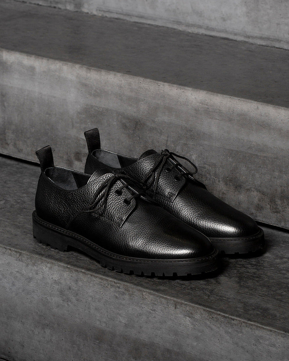 DS 01 Rugged Black – derby shoes in black full grain leather, photo 4