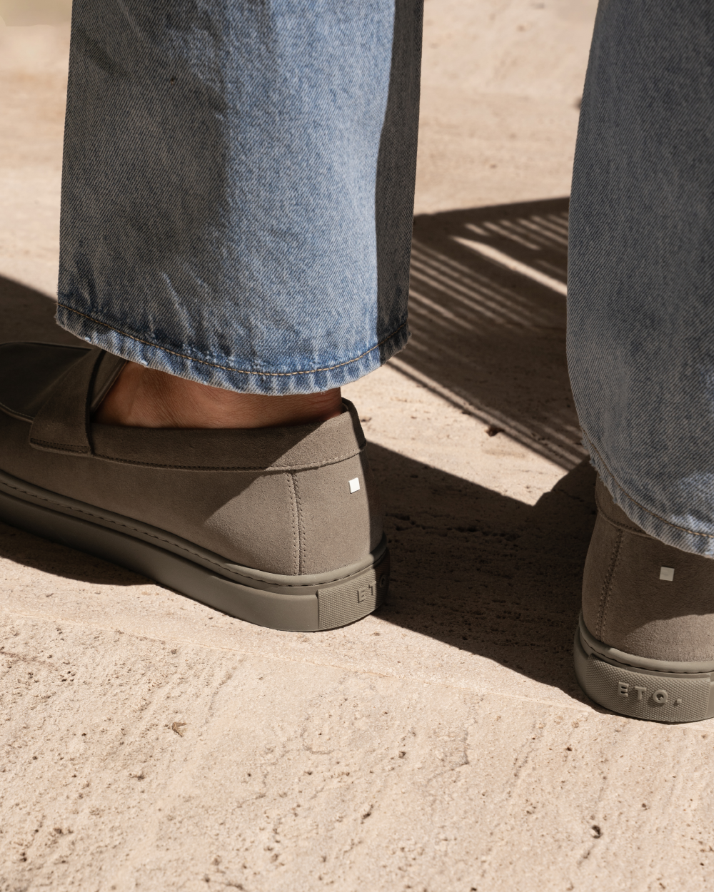 LS 05 Suede Dark Sand