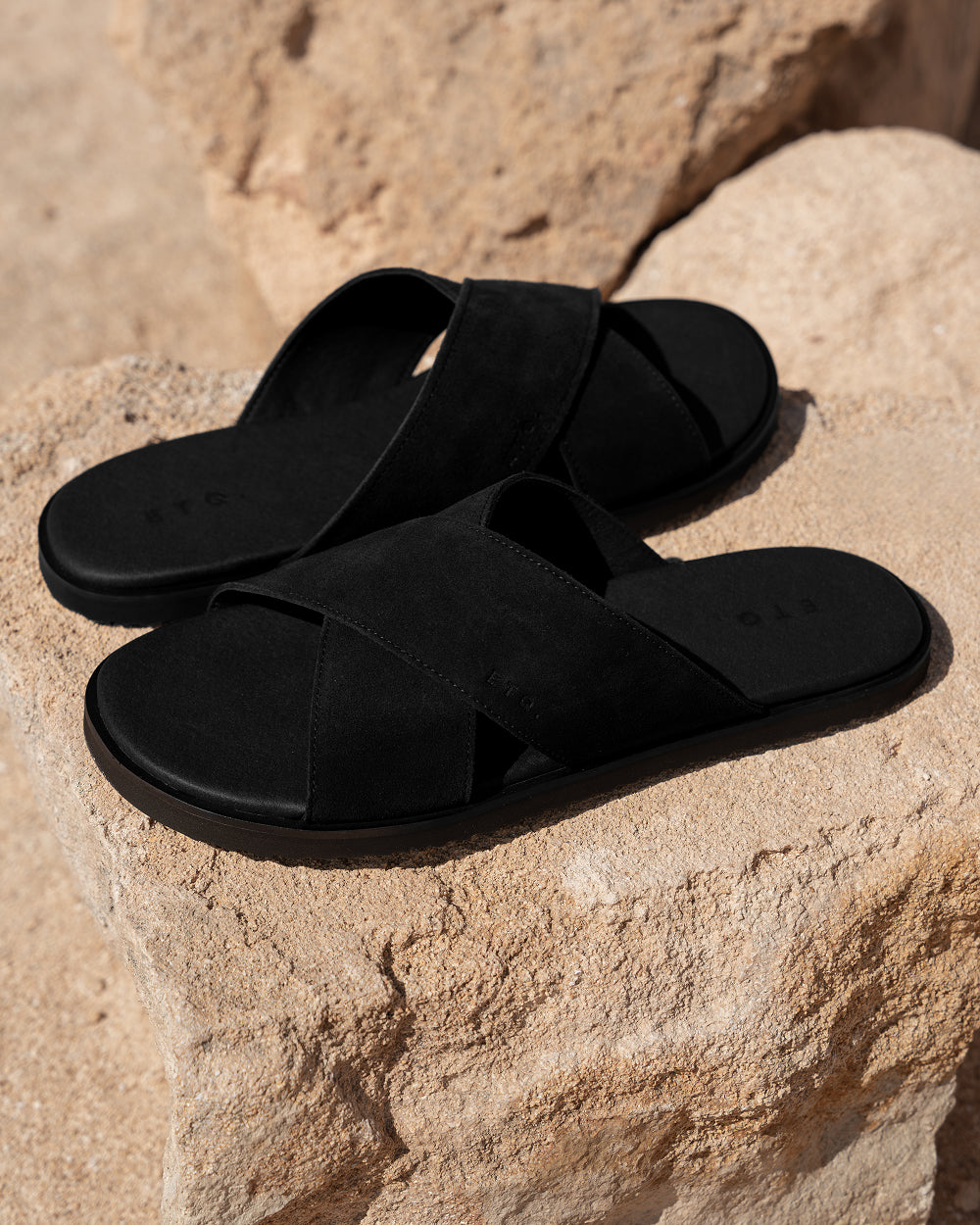 SL 03 Suede Black
